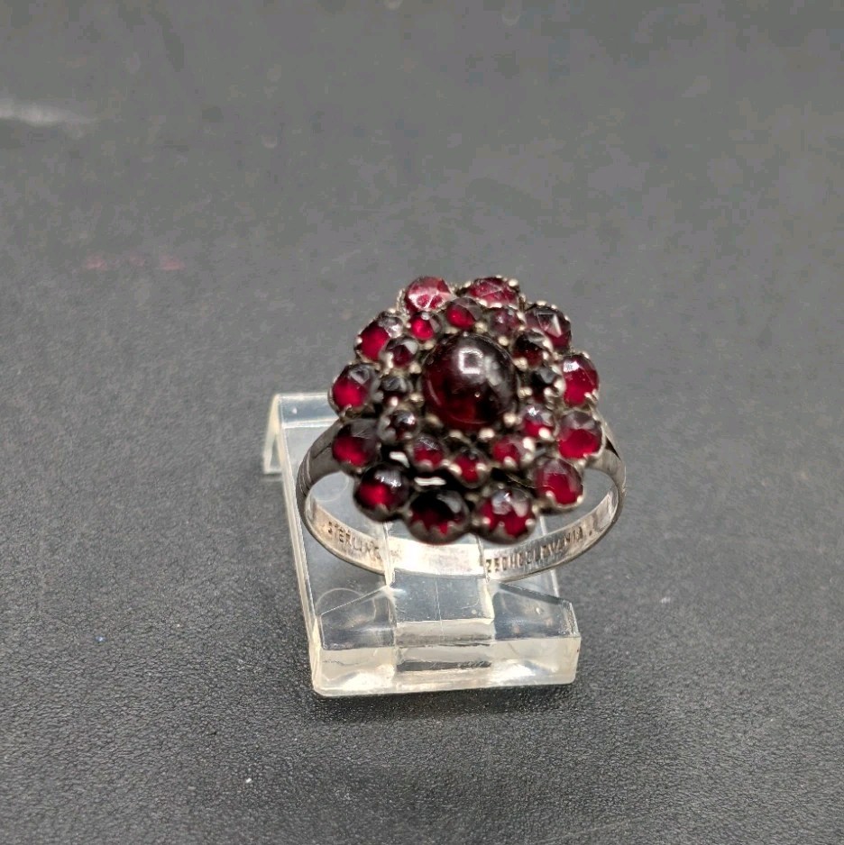 Vintage Sterling Silver Rose Cut Garnet Bohemian Czechoslovakia Ring Sz 8 ⚠️Read