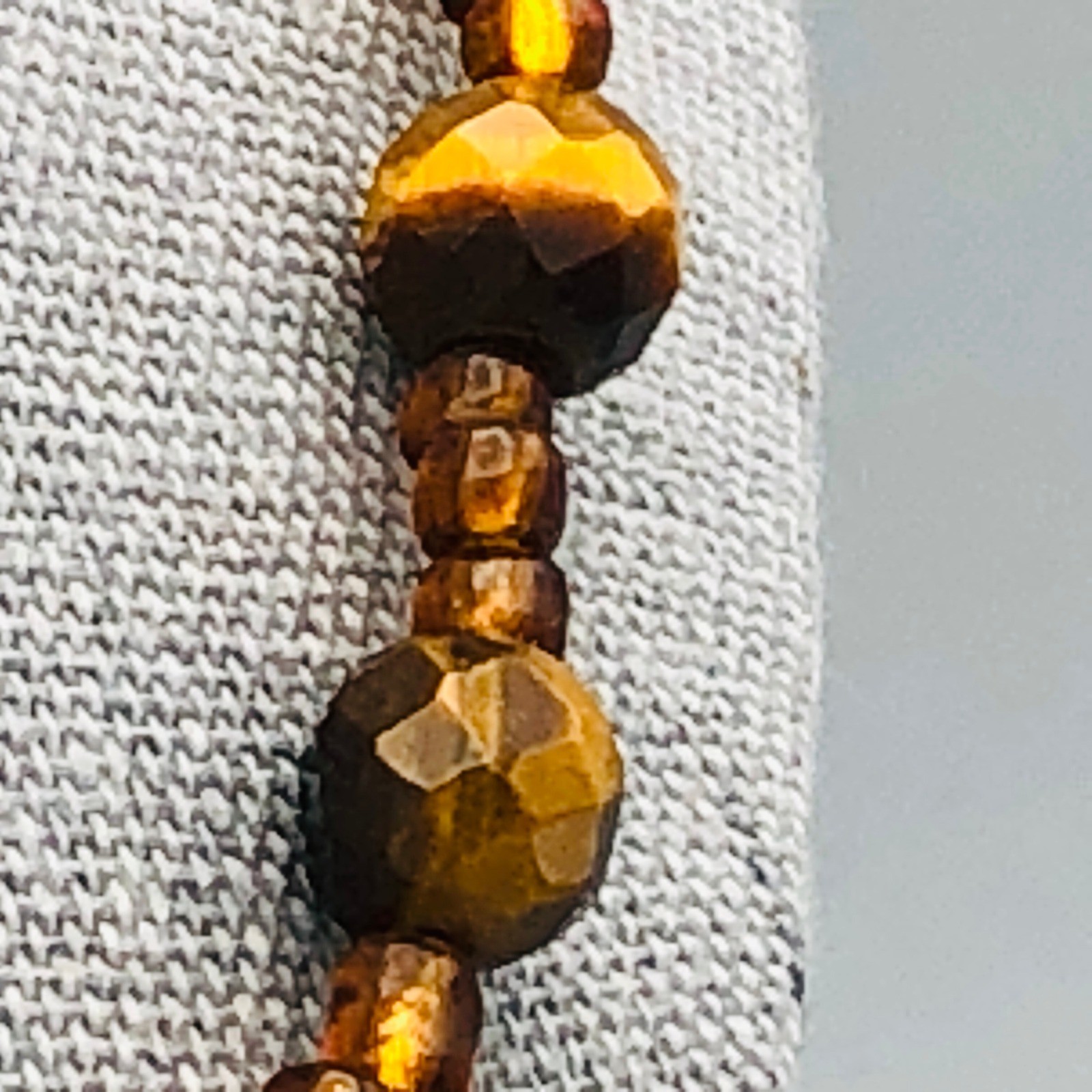 Vintage Genuine Tigers Eye Stone Necklace 20″ Golden Brown Faceted 15mm Beads