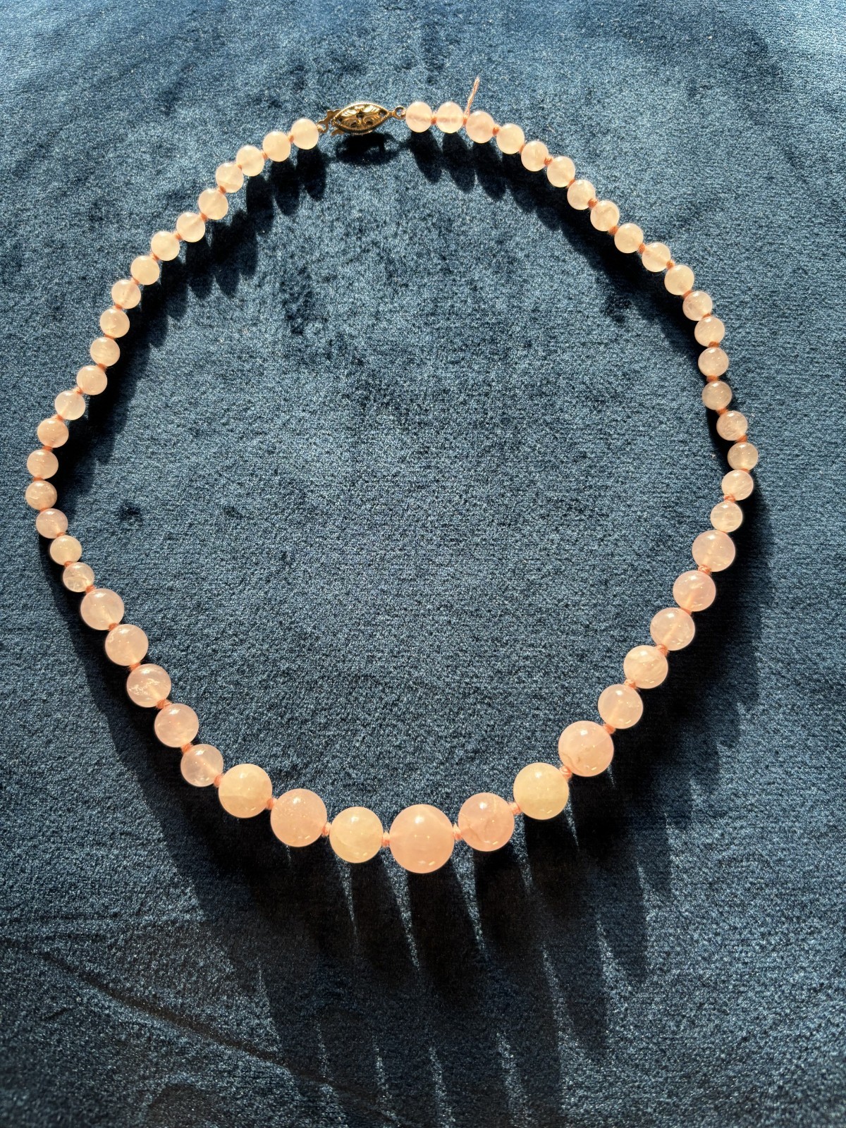 Beautiful Vintage Pink Rose Quartz Beaded Necklace Graduated Beads 18″ Unbranded