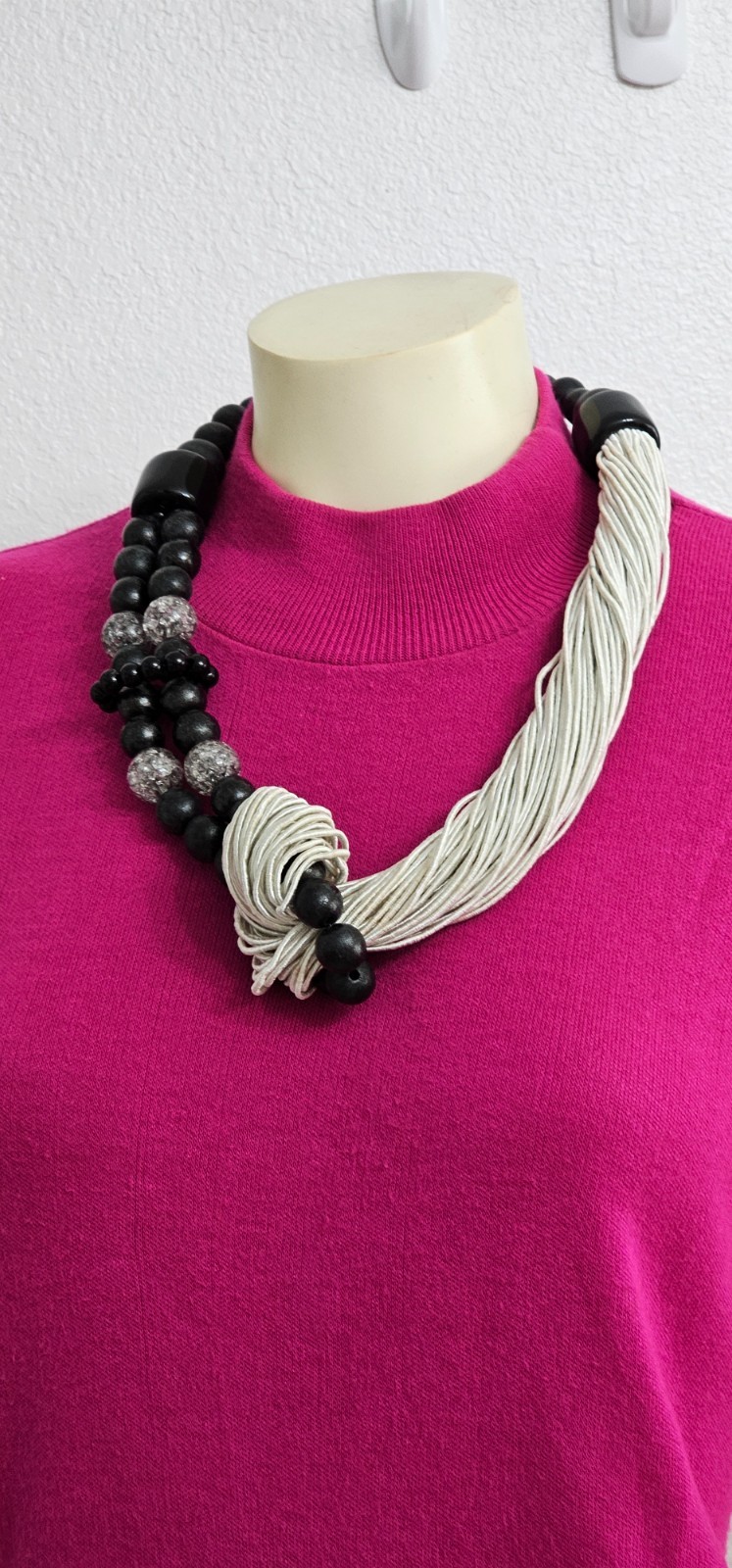 GERDA LYNGGAARD MONIES Vintage necklace unique statement pc. white & black