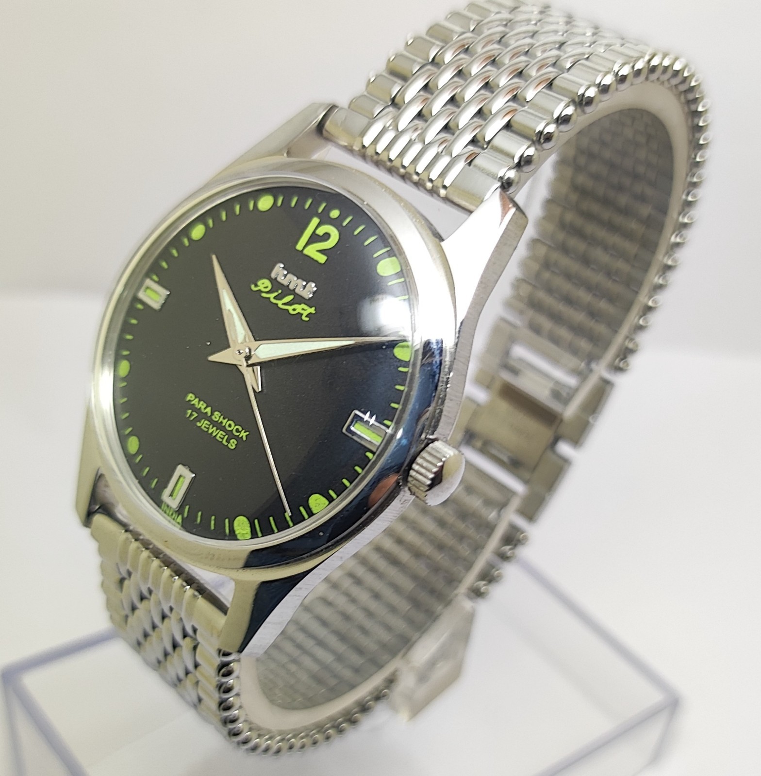 HMT Pilot Mechanical Hand Wound Green Lume Dial 17 Jewels Para Shock Vintage