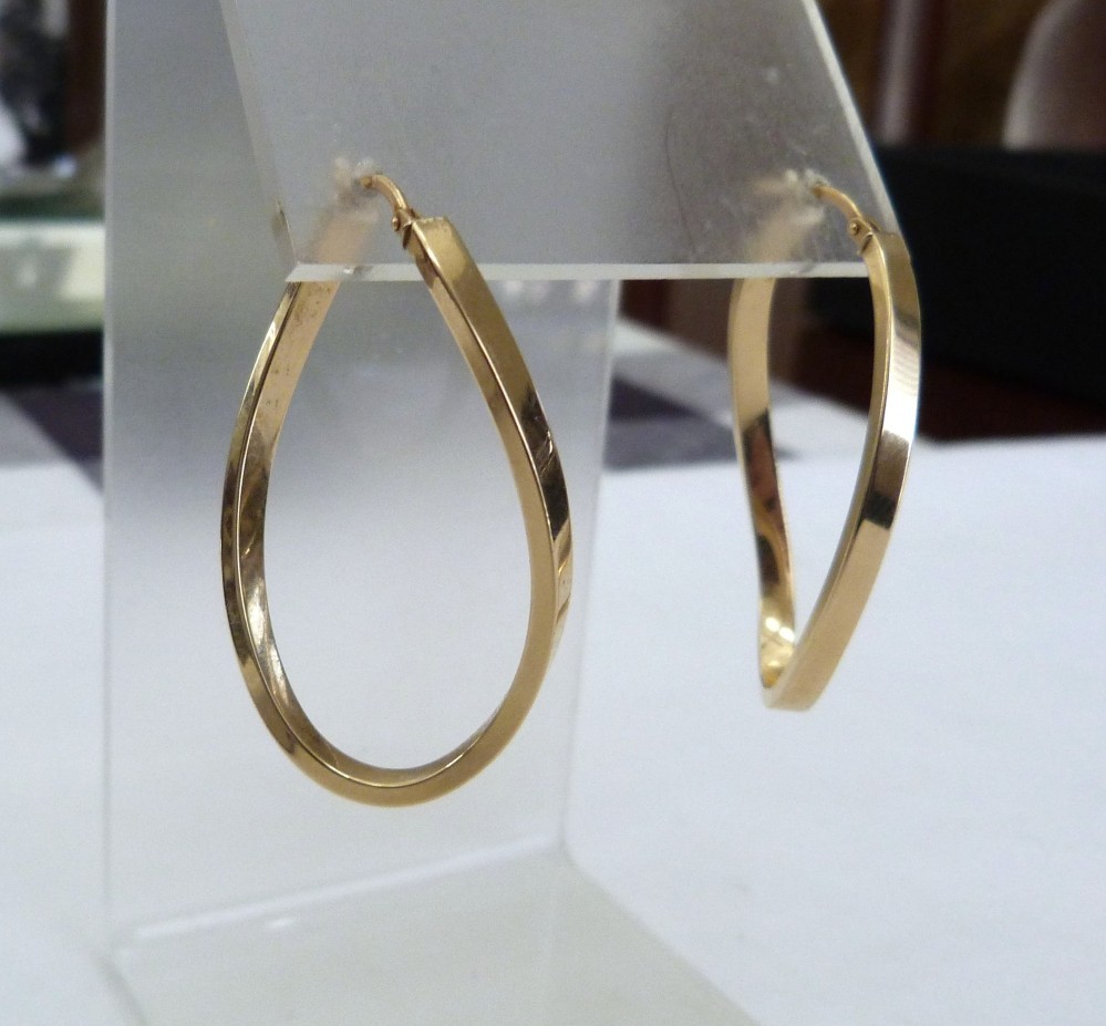 1 5/8″ LONG ITALY 14K YELLOW GOLD SWIRL HOOP CLASSIC LATCH HOOK EARRINGS