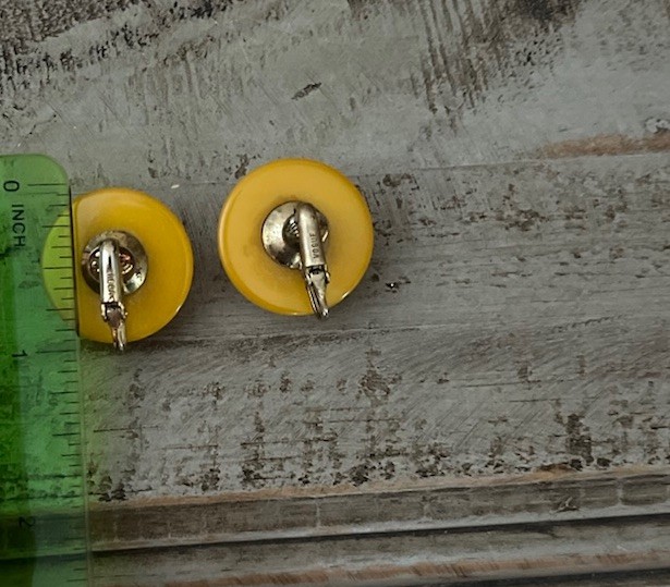 Vintage Signed Vogue Butterscotch Yellow Acetate Button Dome Clip On Earrings