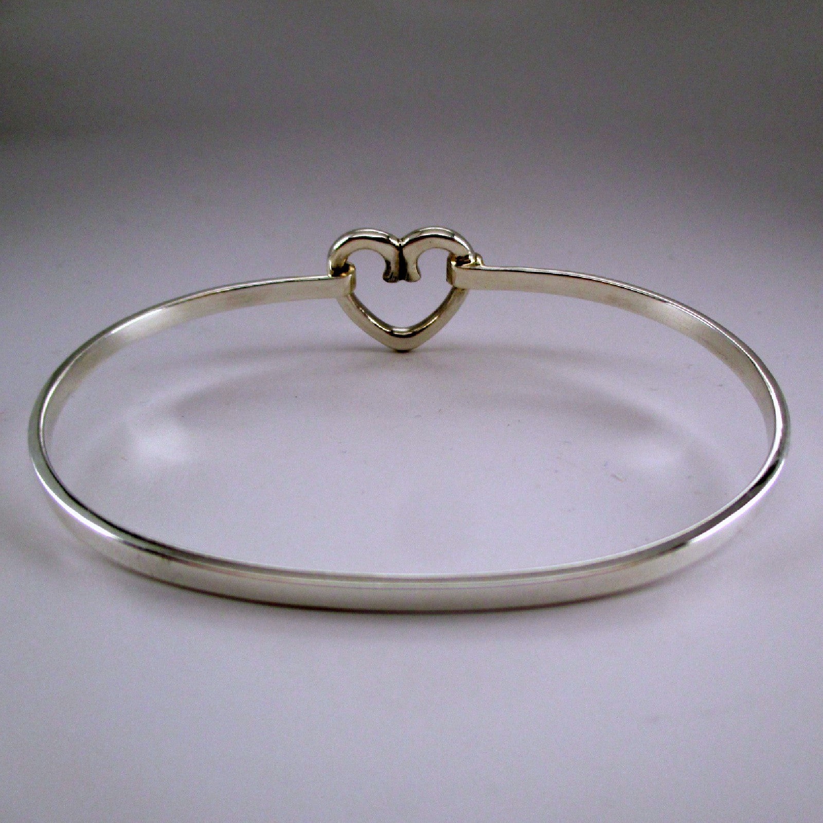Sterling Silver Outline Heart Bangle Charm Bracelet Gift for Her Vintage New BCS