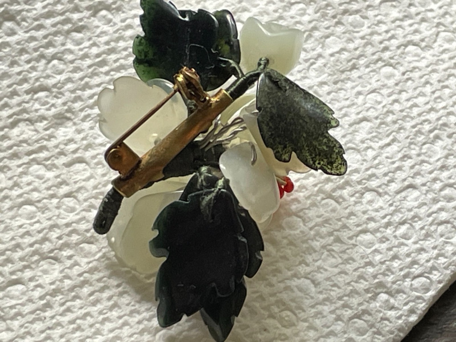 Vtg Chinese Carved Glass Peony Flower Brooch Wire Wrapped Celadon Green Red Pin
