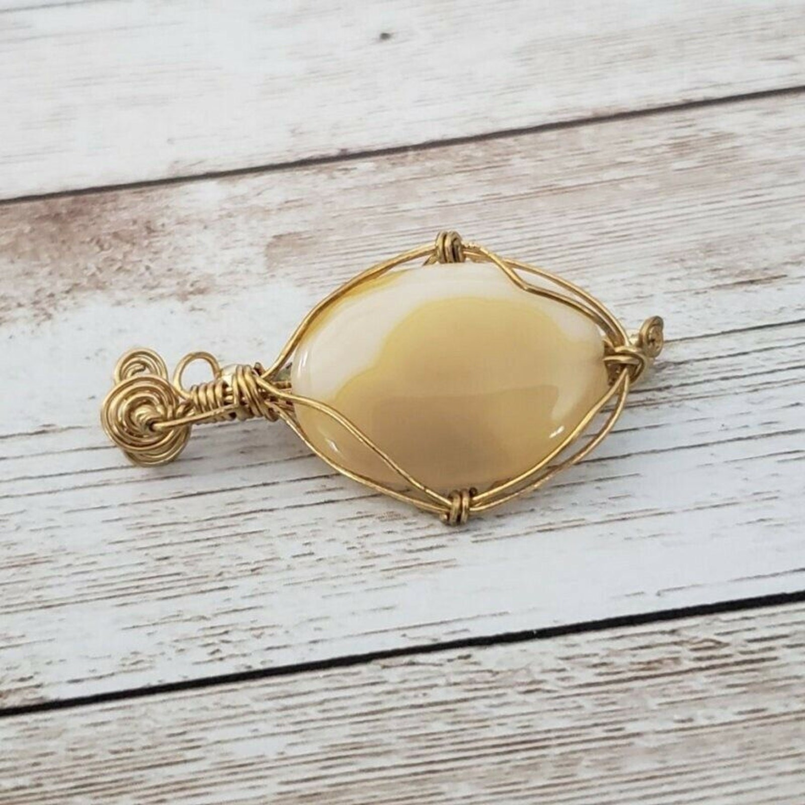 Vintage Pendant Unusual Gold Tone & Stone Twisted Design – No Chain Included