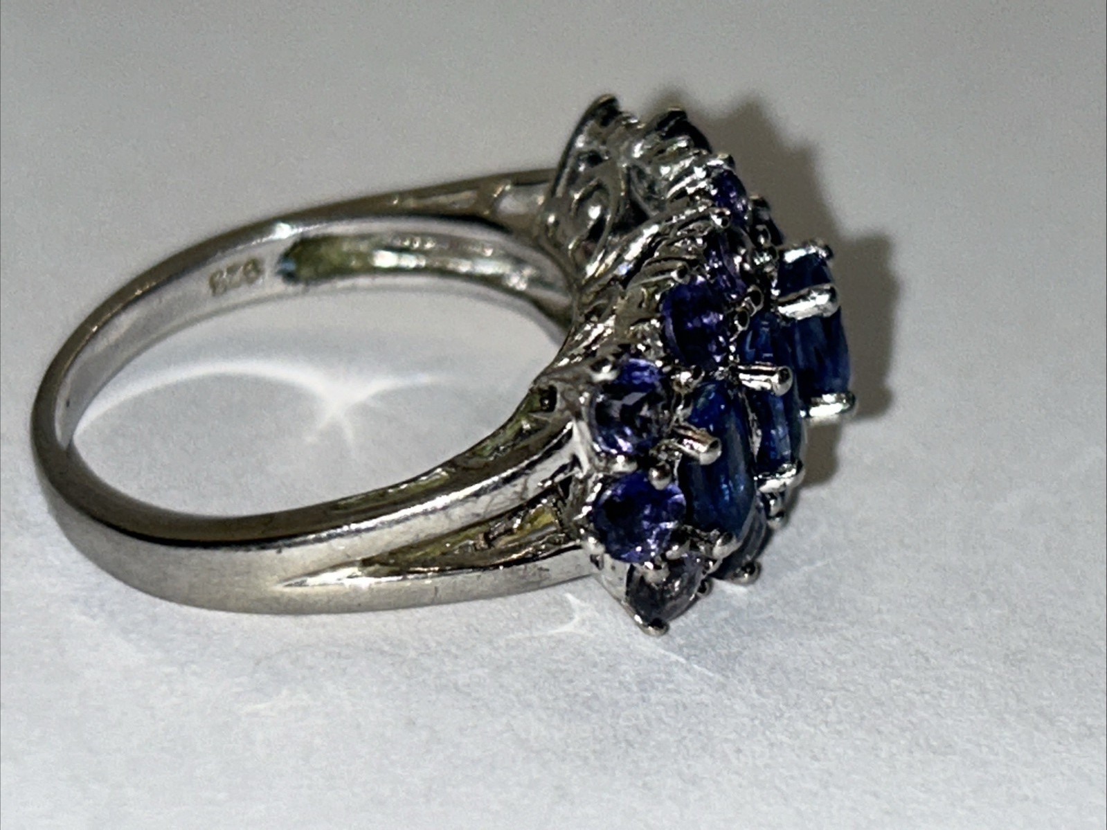 STERLING SILVER lab created BLUE SAPPHIRE & AMETHYST TRIPLE ROW RI RING Sz 8 925