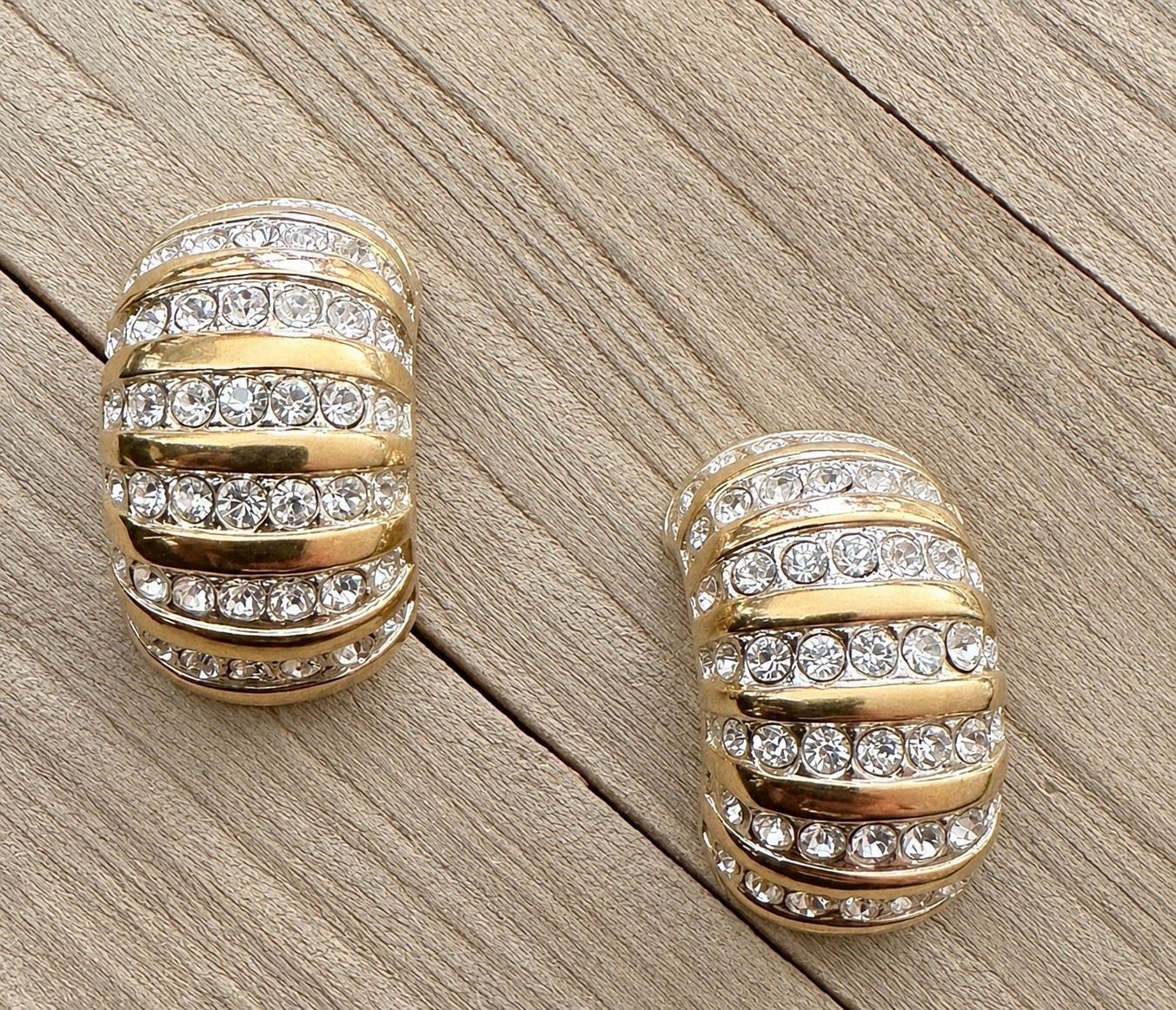 Vintage Rhinestone Clip On Earrings Gold Tone Estate Jewelry 1 1/4”