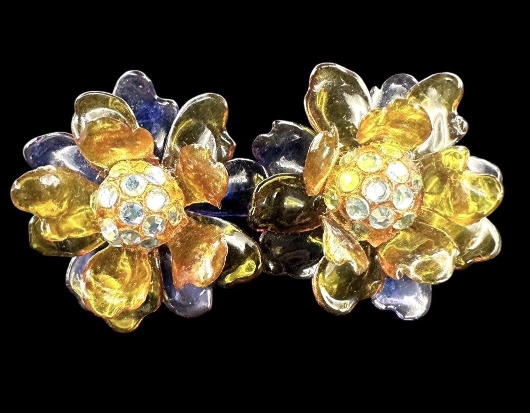 Vtg 1930/40s Cellulose Acetate & Rhinestone Flower Earrings Purple Green/Yellow