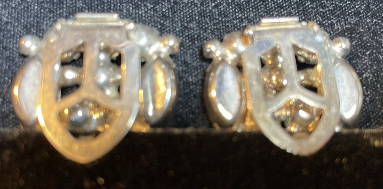 VTG SIGNED WEISS RHINESTONE CONVERTIBLE BROOCH DOUBLE FUR/DRESS CLIPS EXCELLENT!