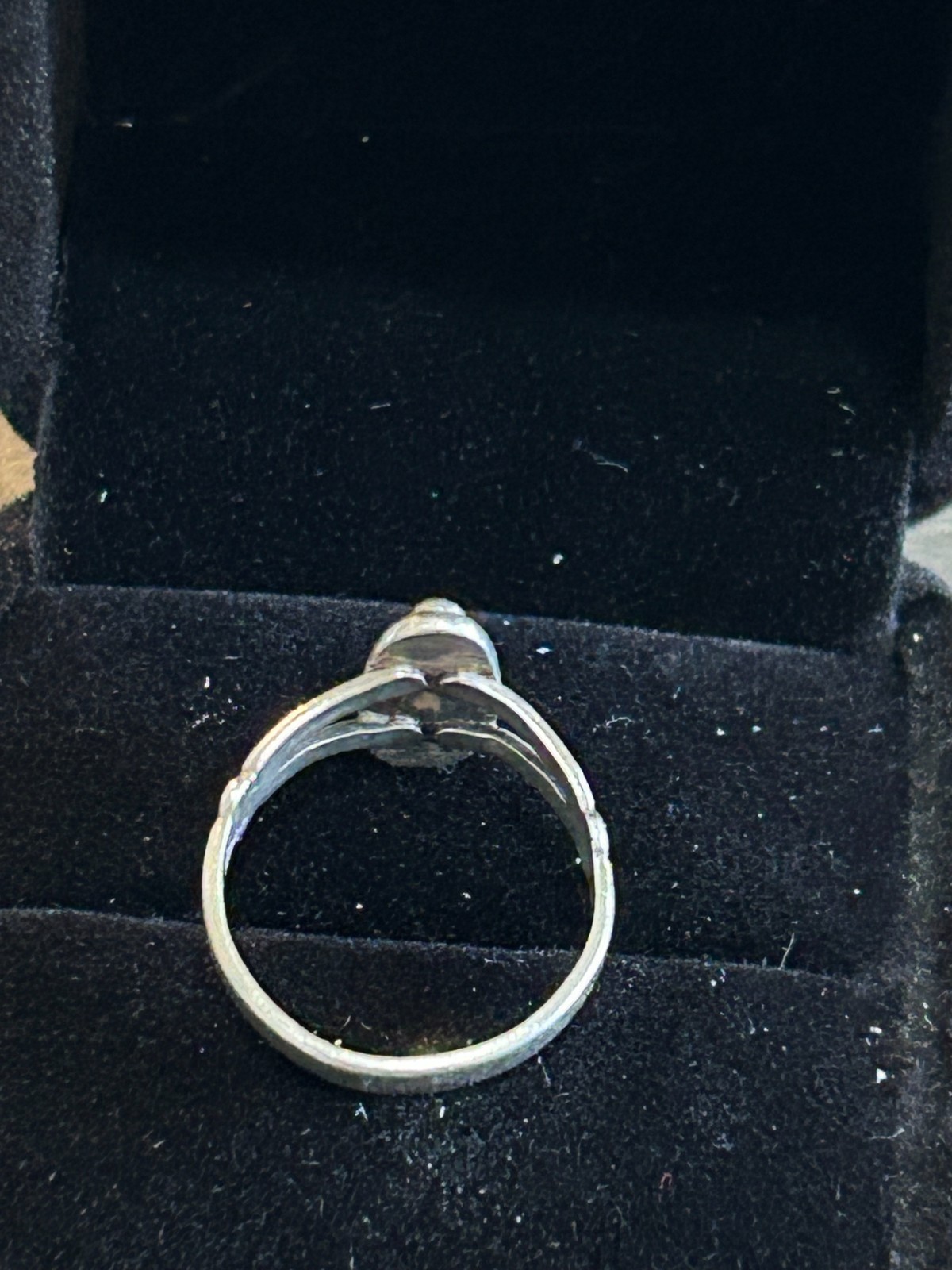 VINTAGE NATIVE AMERICAN ? LADIES SMALL STERLING TURQUOISE RING MARKED/SIGNED