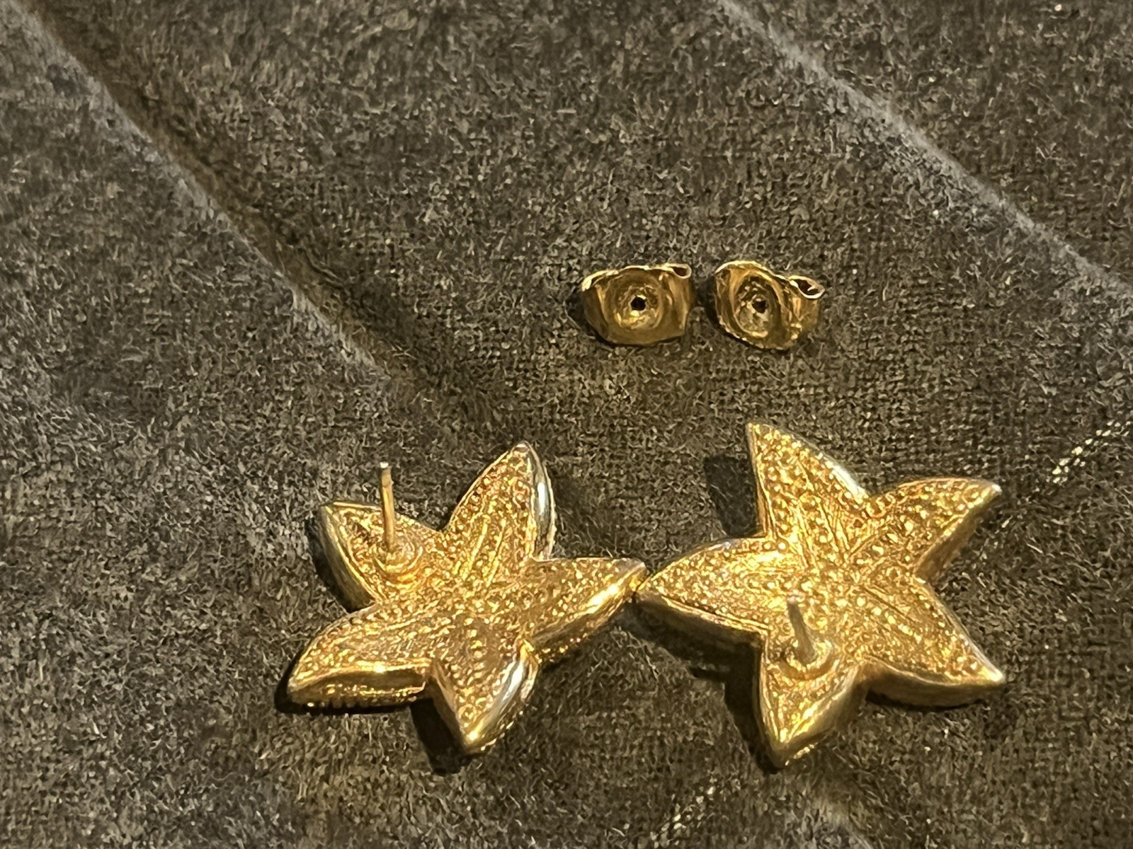 Vintage Avon Starfish Earrings; Pre-owned; Excellent Condition; Post/Stud