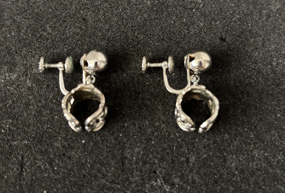 Vintage Screw on Metal Cuff Earrings