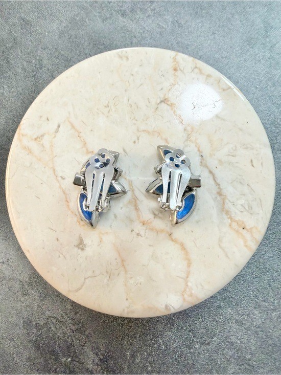 Vintage Blue Marquise Cluster Clip-On Earrings Silver Aura Borealis Climbers MCM