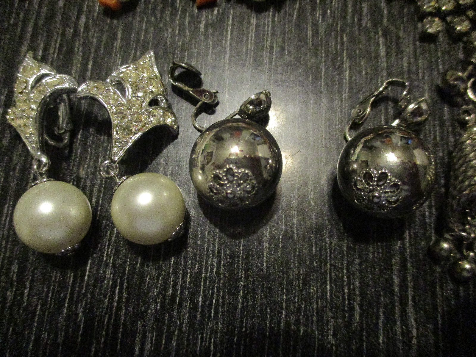 Lot 15 Vtg Estate Assorted Styles Sizes Chandelier Screwback Clip Earrings!48