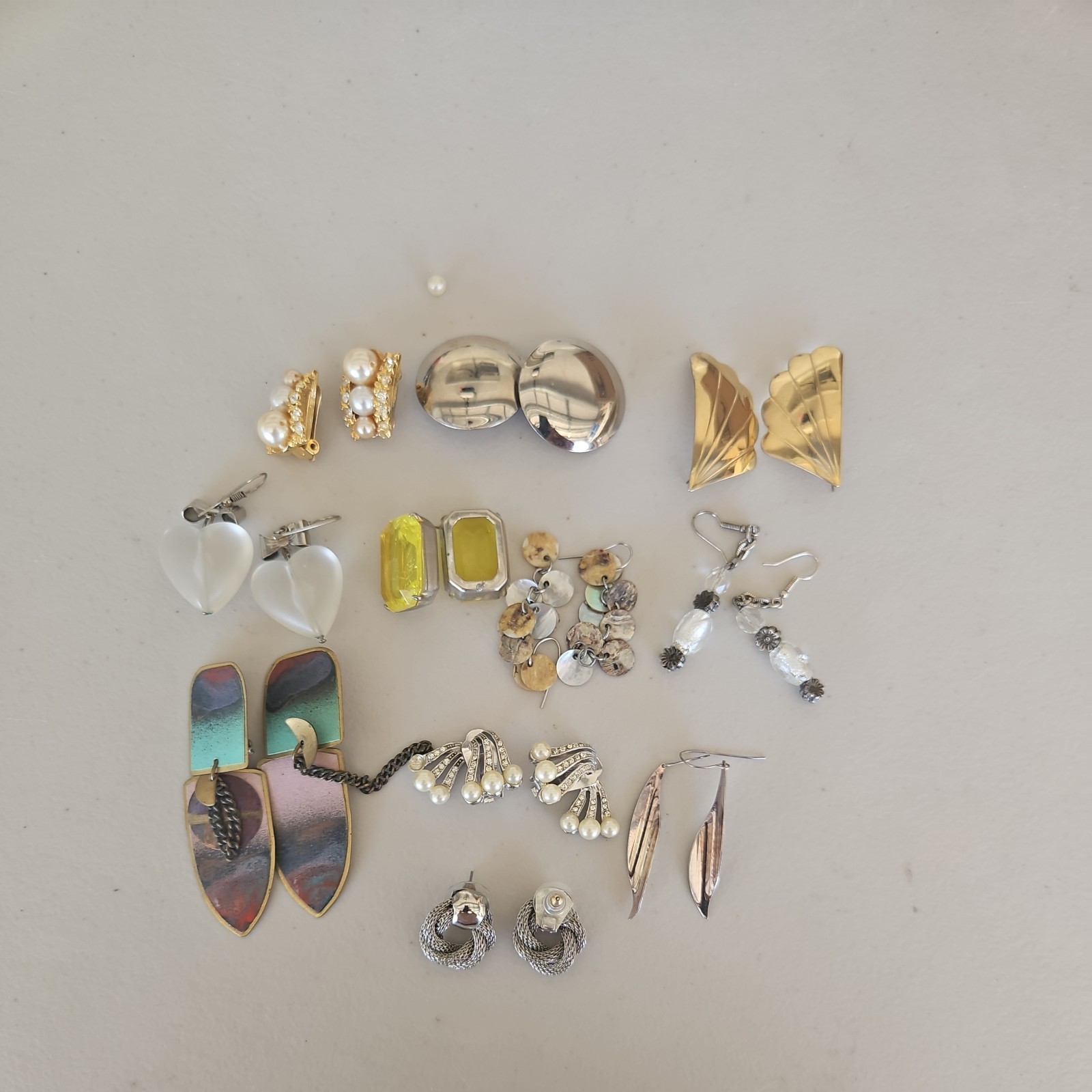Vintage Pierced Earrings Lot Of 1l Pairs Various Lengths Styles Material 21