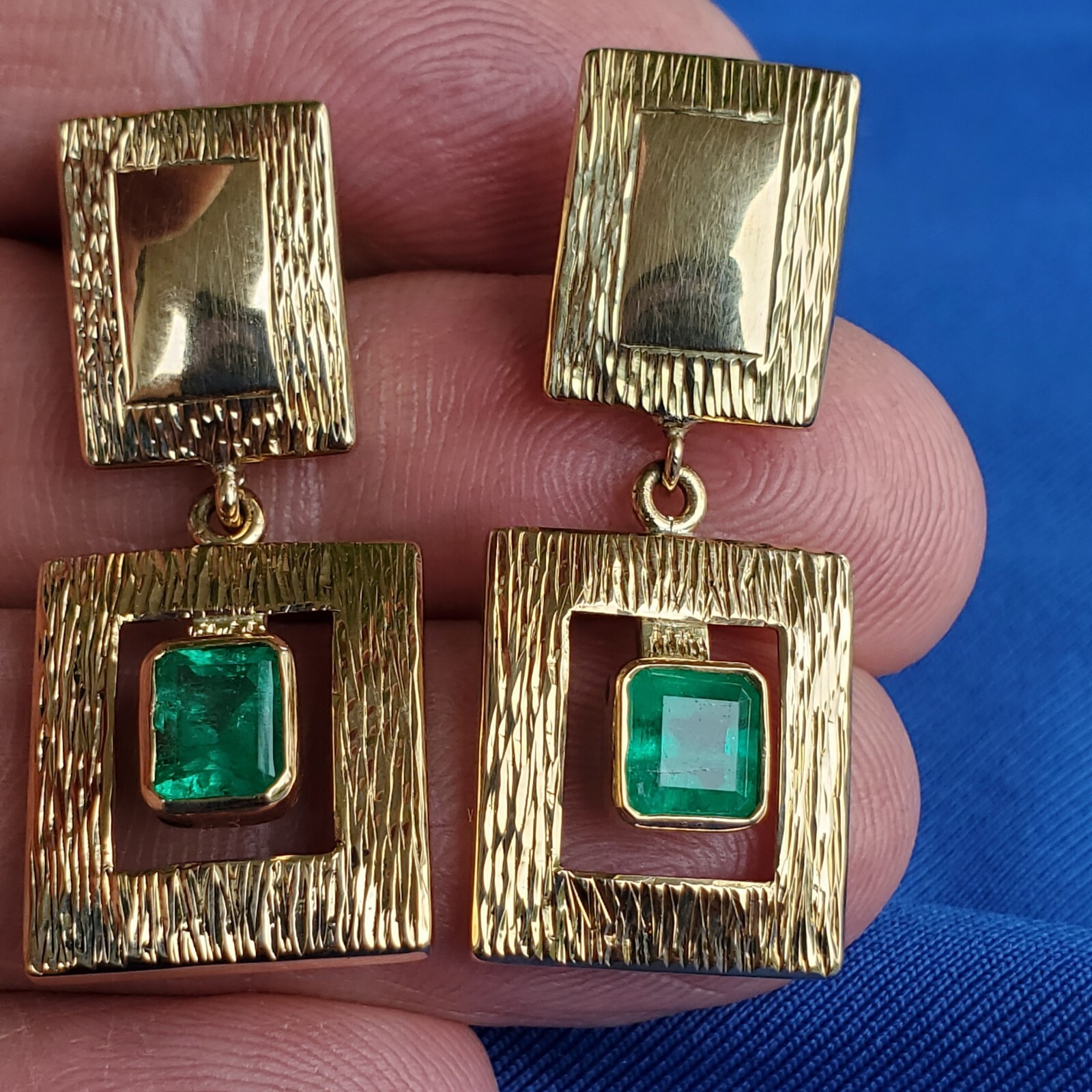Original EARTH MINED EMERALD Deco Design Earrings Vintage Style Dangles 14K GOLD