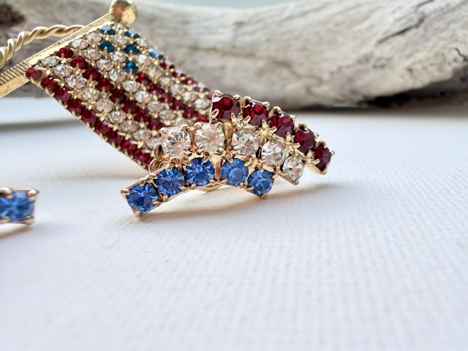 Vintage Patriotic Rhinestone Flag Brooch & Red White Blue Clip-On Earrings Set