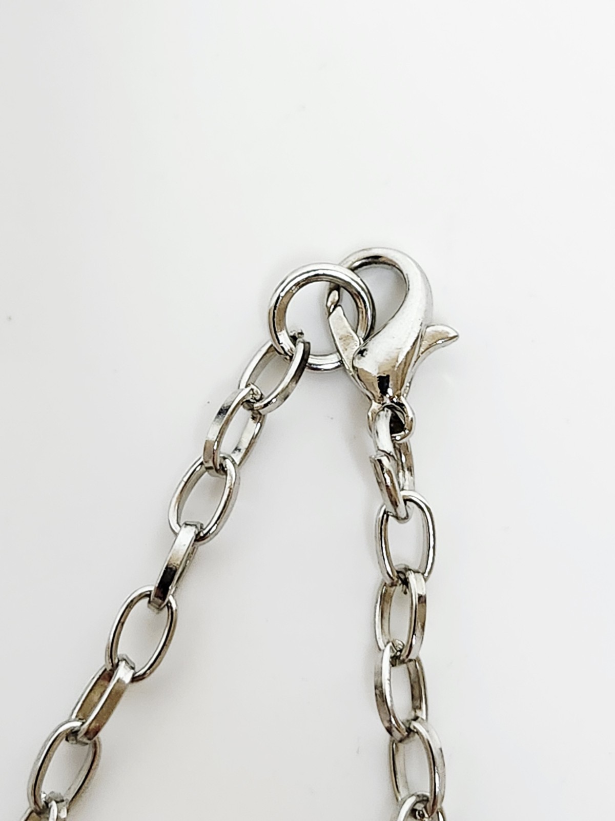 Vintage Silver Tone Multi Key Charm Chain Necklace – 24″