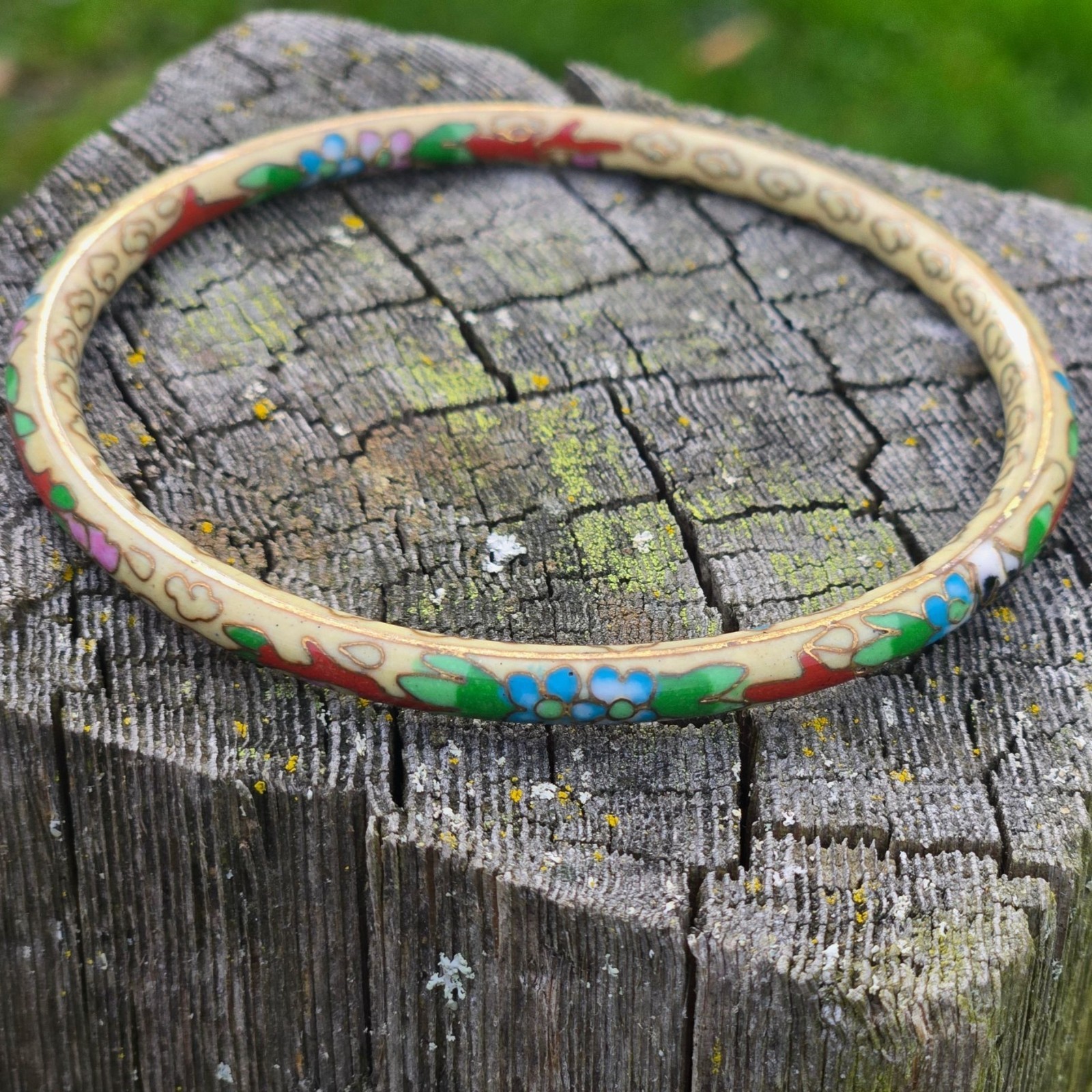 vintage cloisonné gold-tone bangle bracelet colorful enamel floral design boho