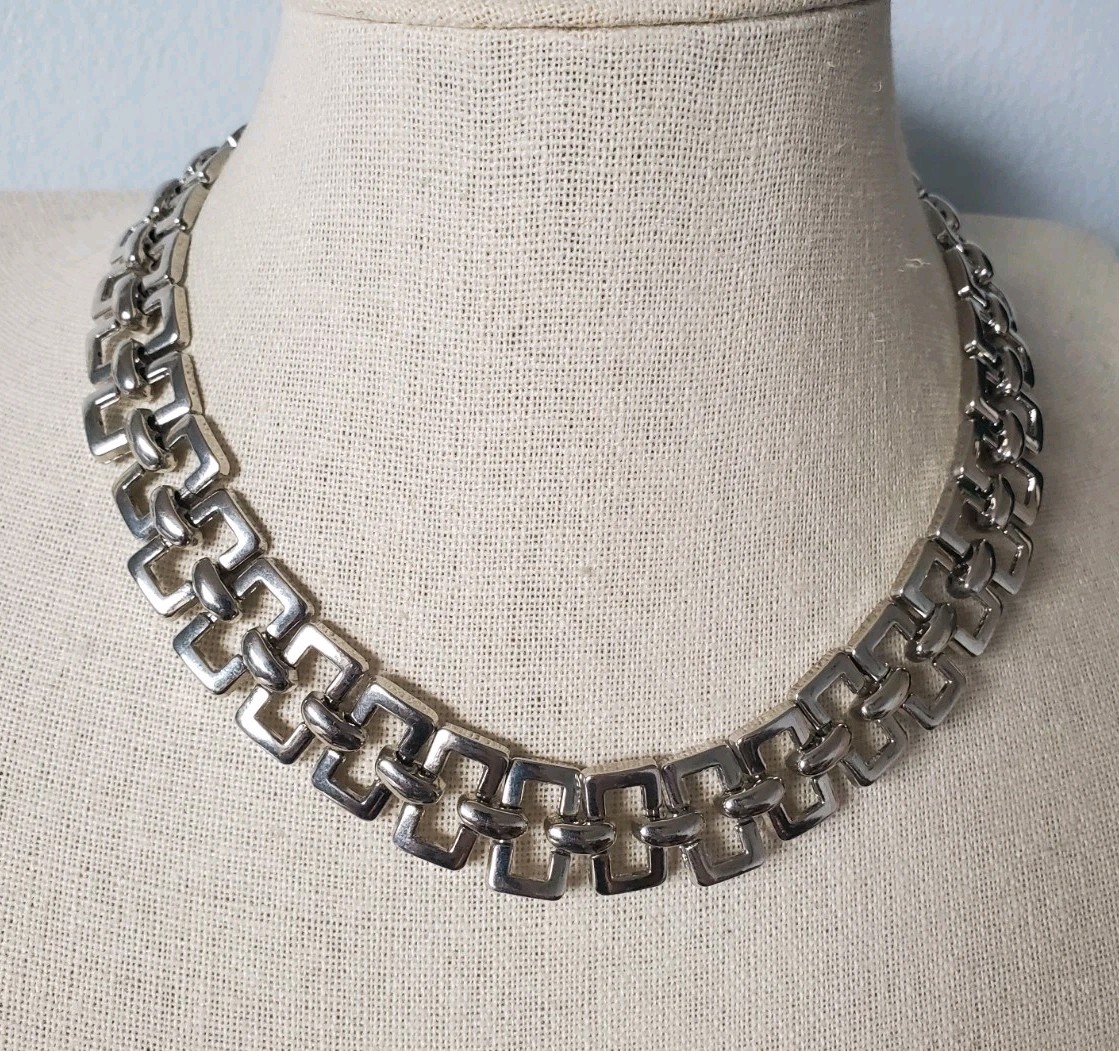 Vintage Silver Tone Rectangle Link Collar Necklace 17″