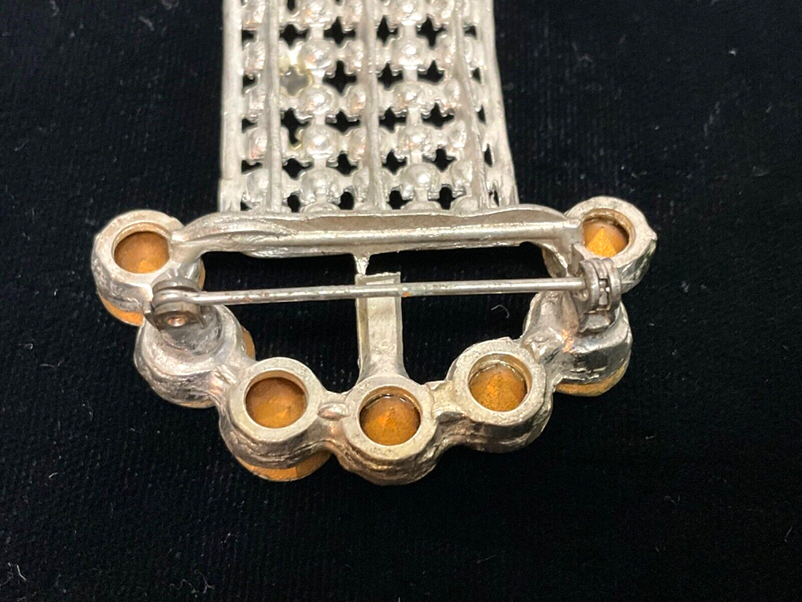 Brooch Interesting Design Faceted Crystal Rhinestones Silvertone Vintage