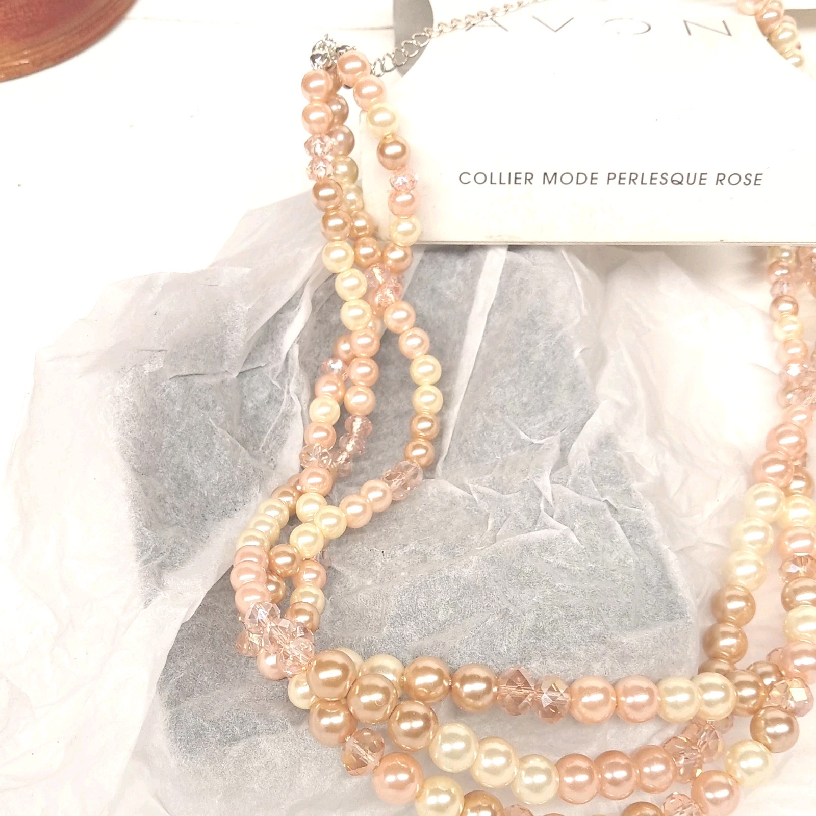 ROSE PEARLESQUE: Statement Necklace , Bracelet Multirang AND Cluster Earrings