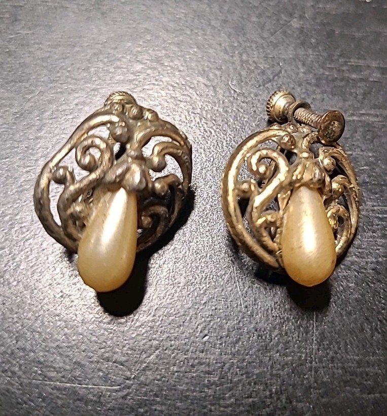 Vintage 1940s Little Nemo Clip On Earrings Faux Pearls Brass Tone