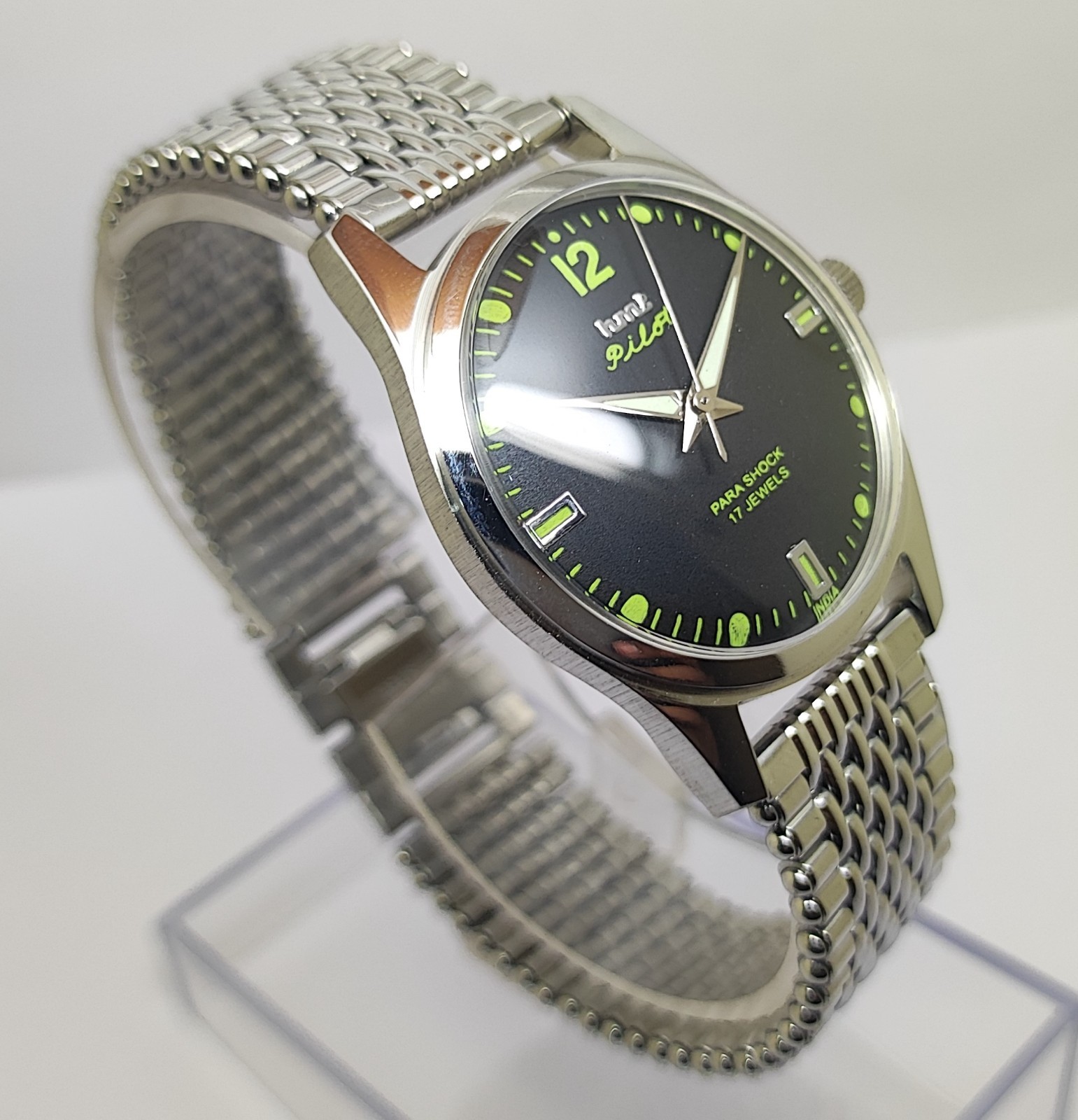 HMT Pilot Mechanical Hand Wound Green Lume Dial 17 Jewels Para Shock Vintage