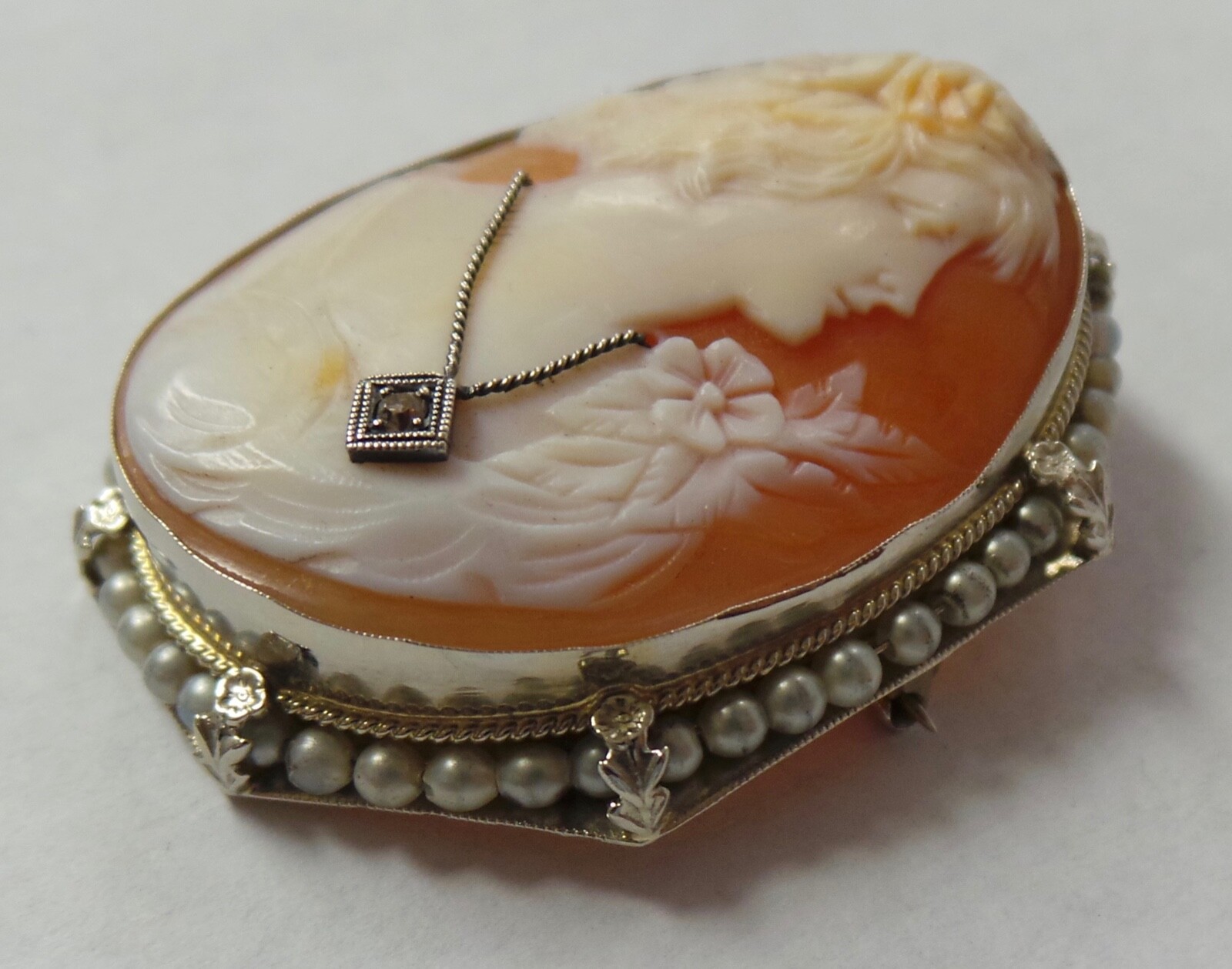 14k White Gold Woman w/ Diamond Necklace Cameo Pendant/Pin 10.9 Grams