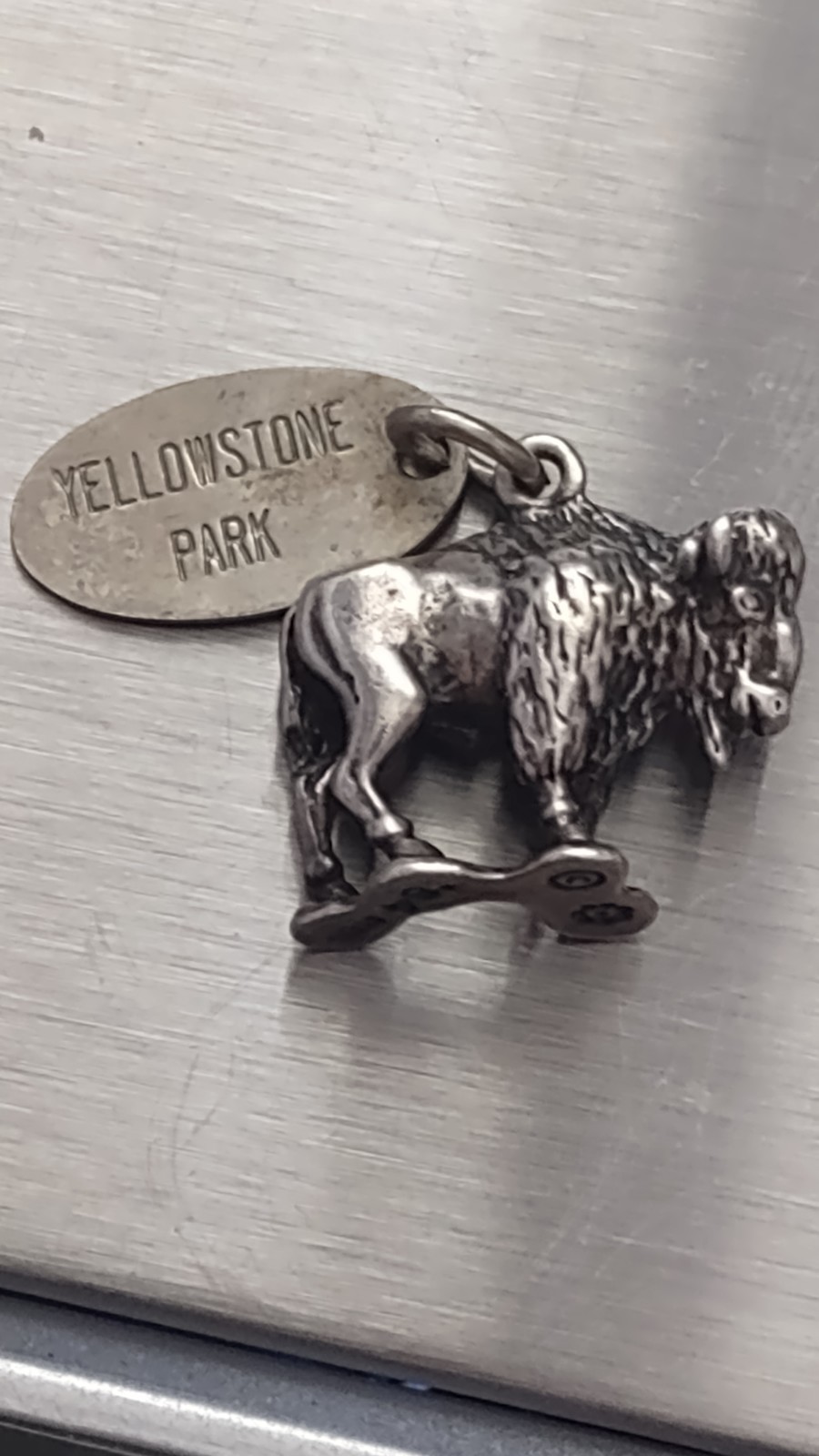Vintage 1984 Sterling Silver 4g Bison Buffalo Yellowstone Park Charm Pendant