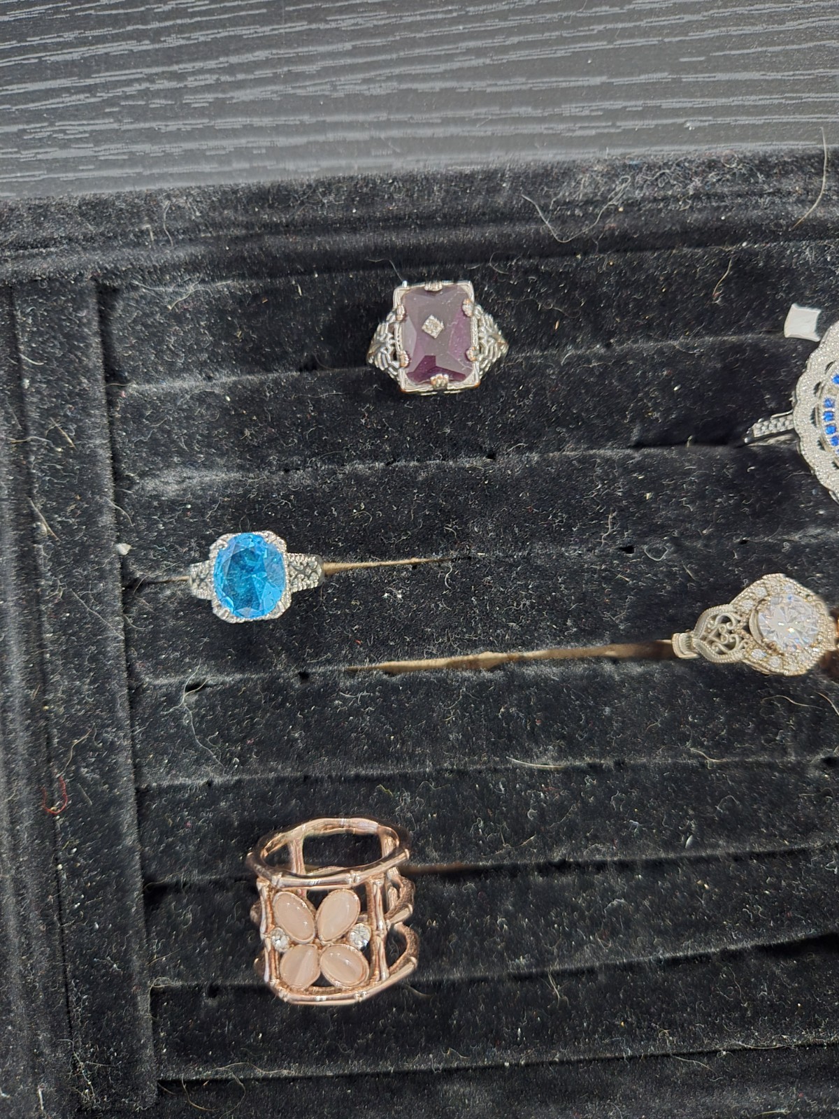 10-Piece Fashion Mixed Lot Rings, Metal & Stone, Assorted Gemstones with Display