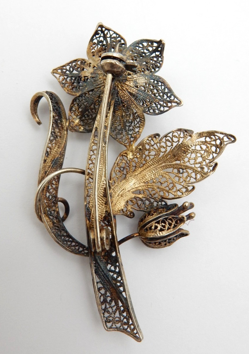 ANTIQUE VICTORIAN ERA FANCY STERLING SILVER FILIGREE FLOWER BROOCH PIN 7.3 GRAMS