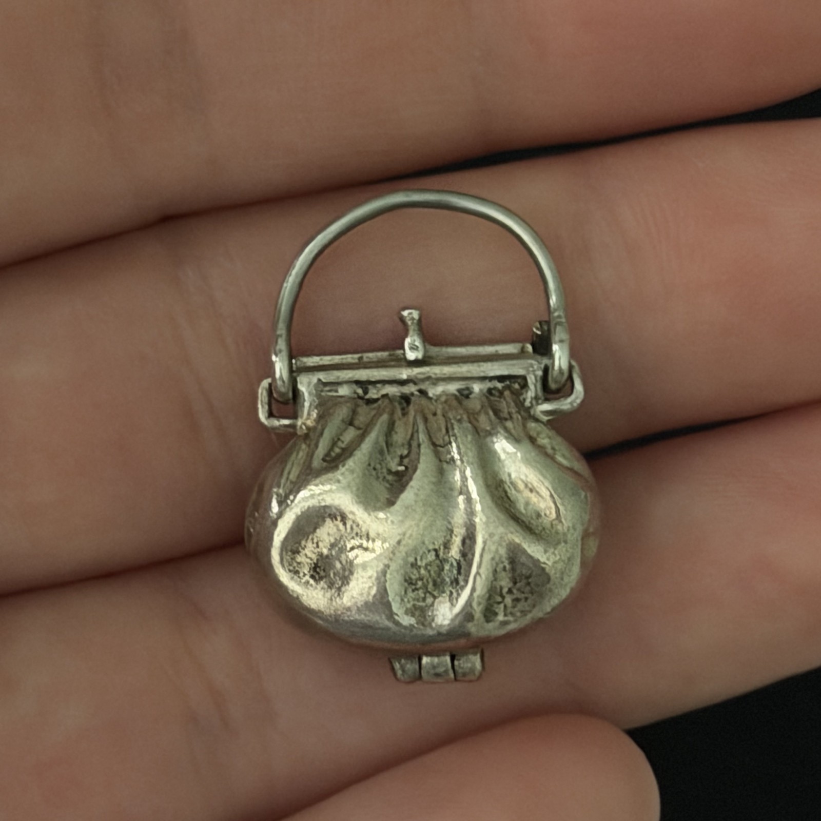 Vintage Sterling Silver Puffy Purse Locket Charm Pendant Opens