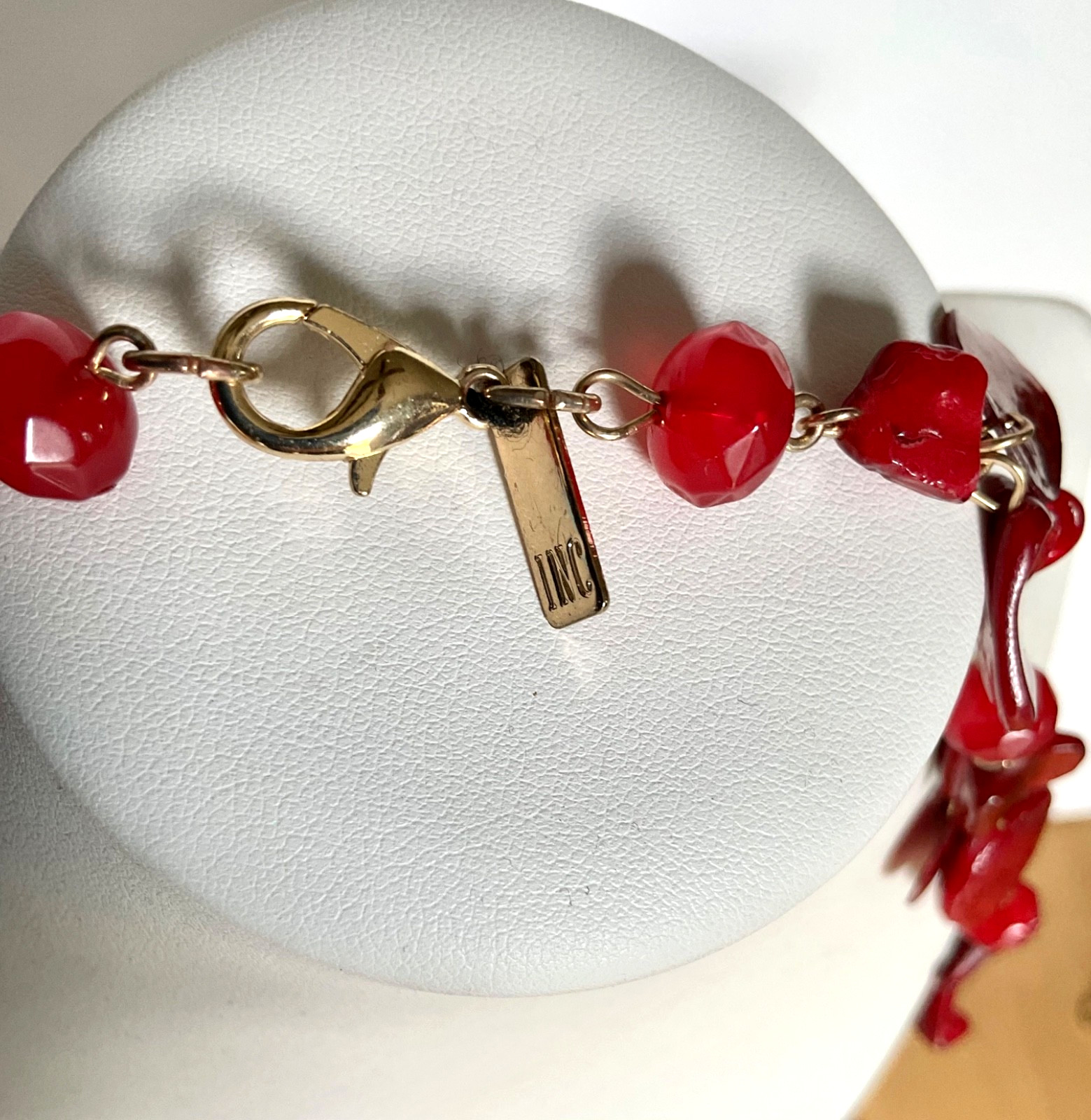 Lot of 6 vintage costume jewelry pieces in red/gold tone shades