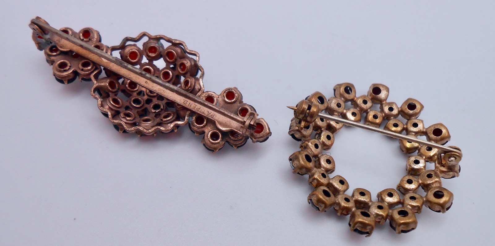 Vintage Deep Red Garnet Style ( Bohemian Garnet ?) Brooch Pin Lot of 2 J17