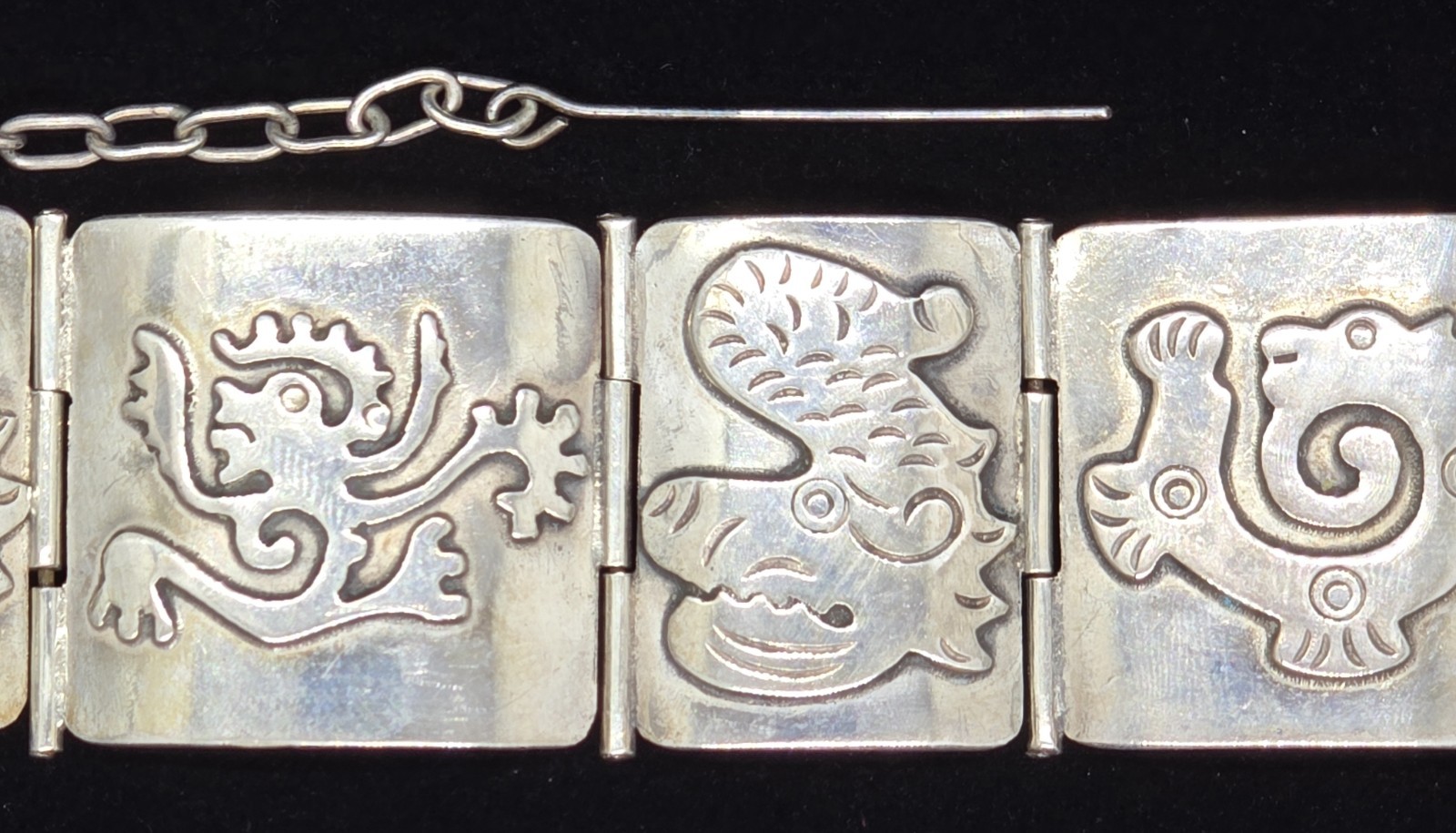 Vtg Sterling Silver Mexico Tribal Warrior Dragon Mythical Creature Bracelet