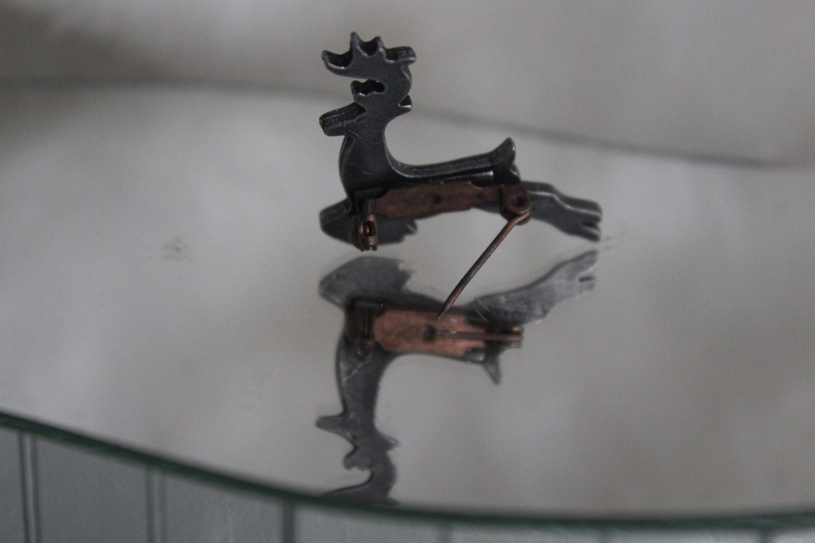 Vtg 2001 Quick Cooking Pewter Flying Reindeer Brooch Christmas Pin Gift For Her