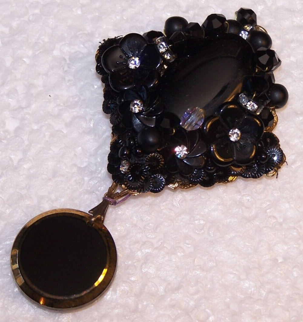 Unsigned Miriam Haskell Pendant/Vtg Black Molded Glass Floral Beads/NOS w Tag