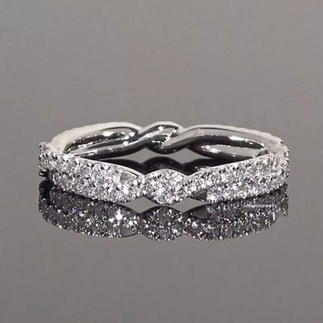 1.00Ct Round Cut Moissanite Anniversery Band Bridal Ring 14K Gold Plated Silver