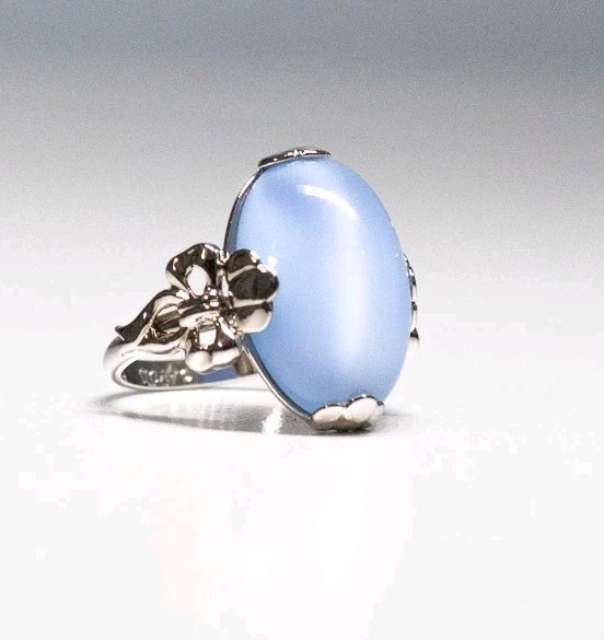 Avon Victorian Splendour Blue Moonstone RING size 7 Nickel Free Silver Tone VTG