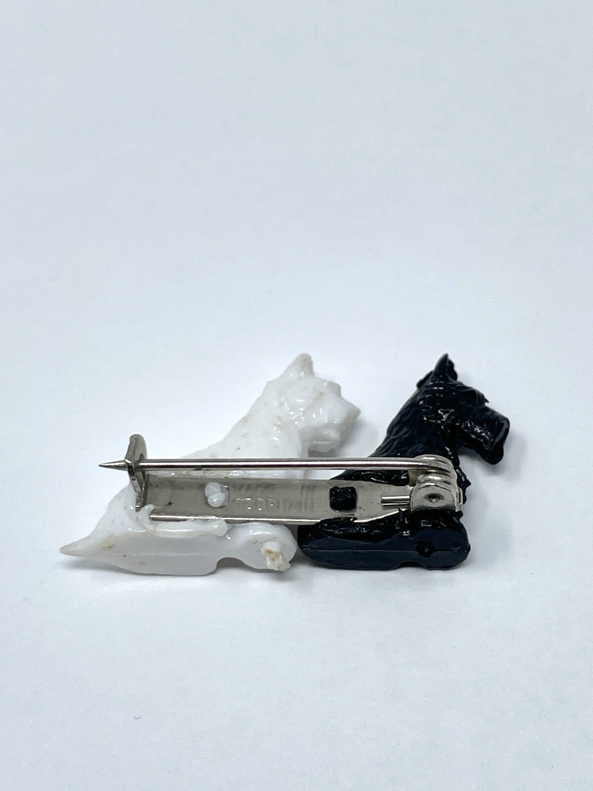 Vintage Scottie Dog Brooch made in Great Britain – Scottish Highland Terrier