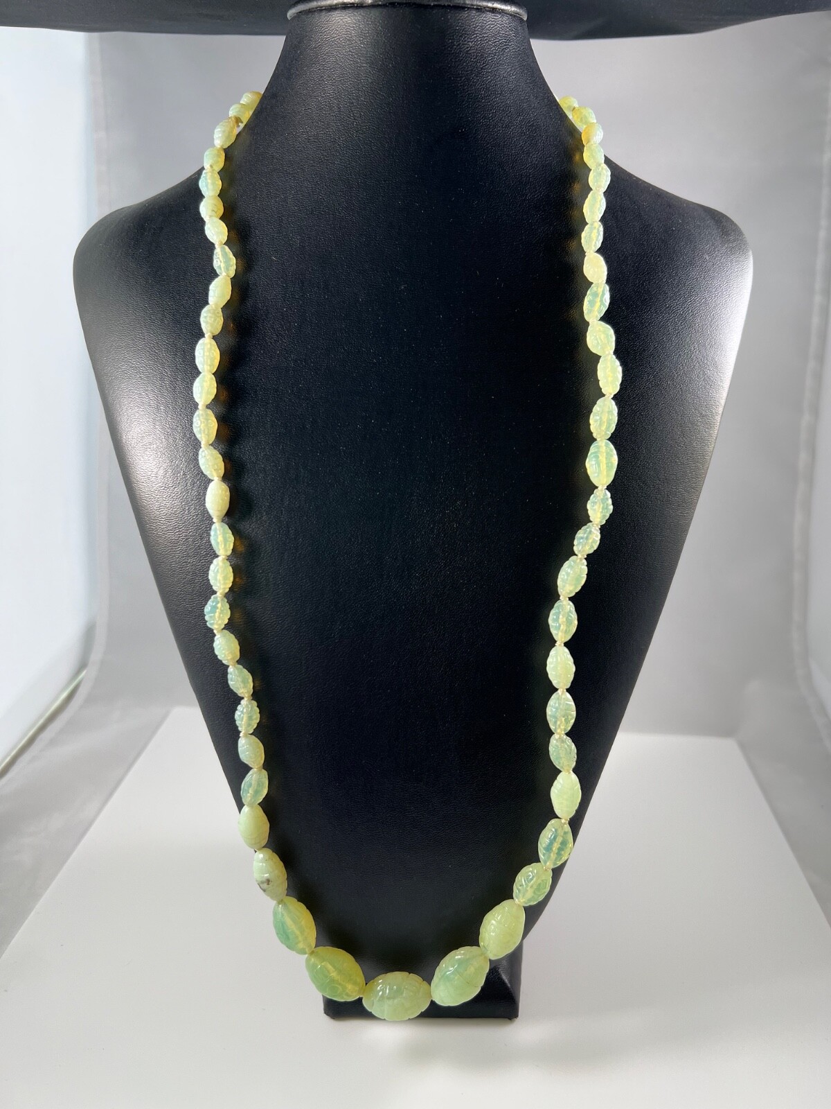 Vintage Art Deco Vaseline Uranium Glass Opaline Glass Bead Necklace 31″