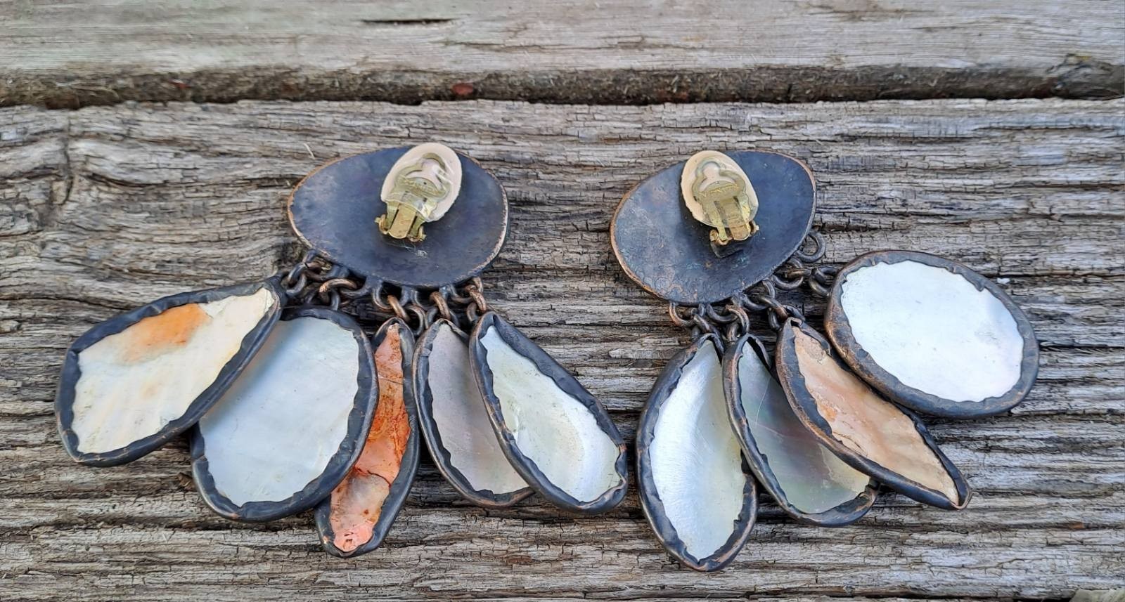 vintage earrings monies Artistic Shell Design