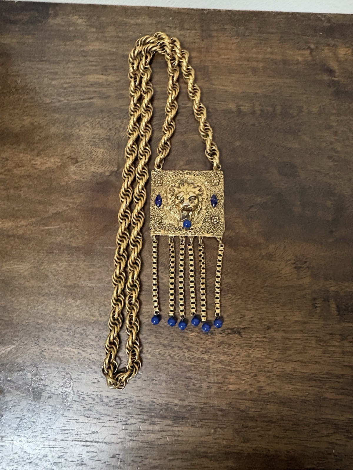 EDLEE Lion Necklace Vintage Gold Chain Blue Eyes Dangle Tassel Estate Jewelry