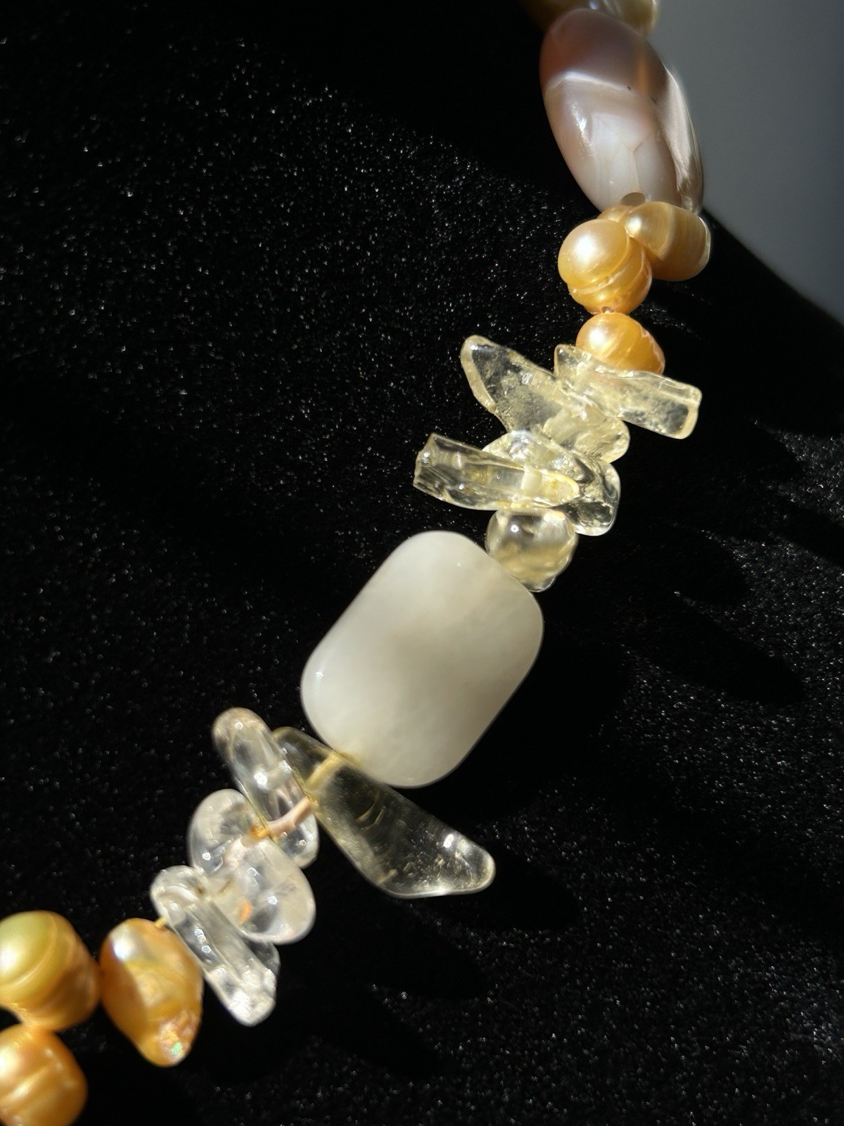 Vintage Agate Pearl And Other Semi-Precious Stones Beaded Necklace
