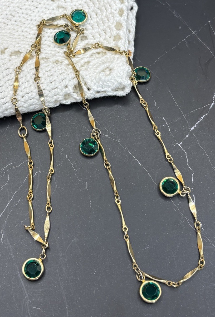 Vintage Bezel Set Green Crystal Station Necklace Bar Link Chain 23”