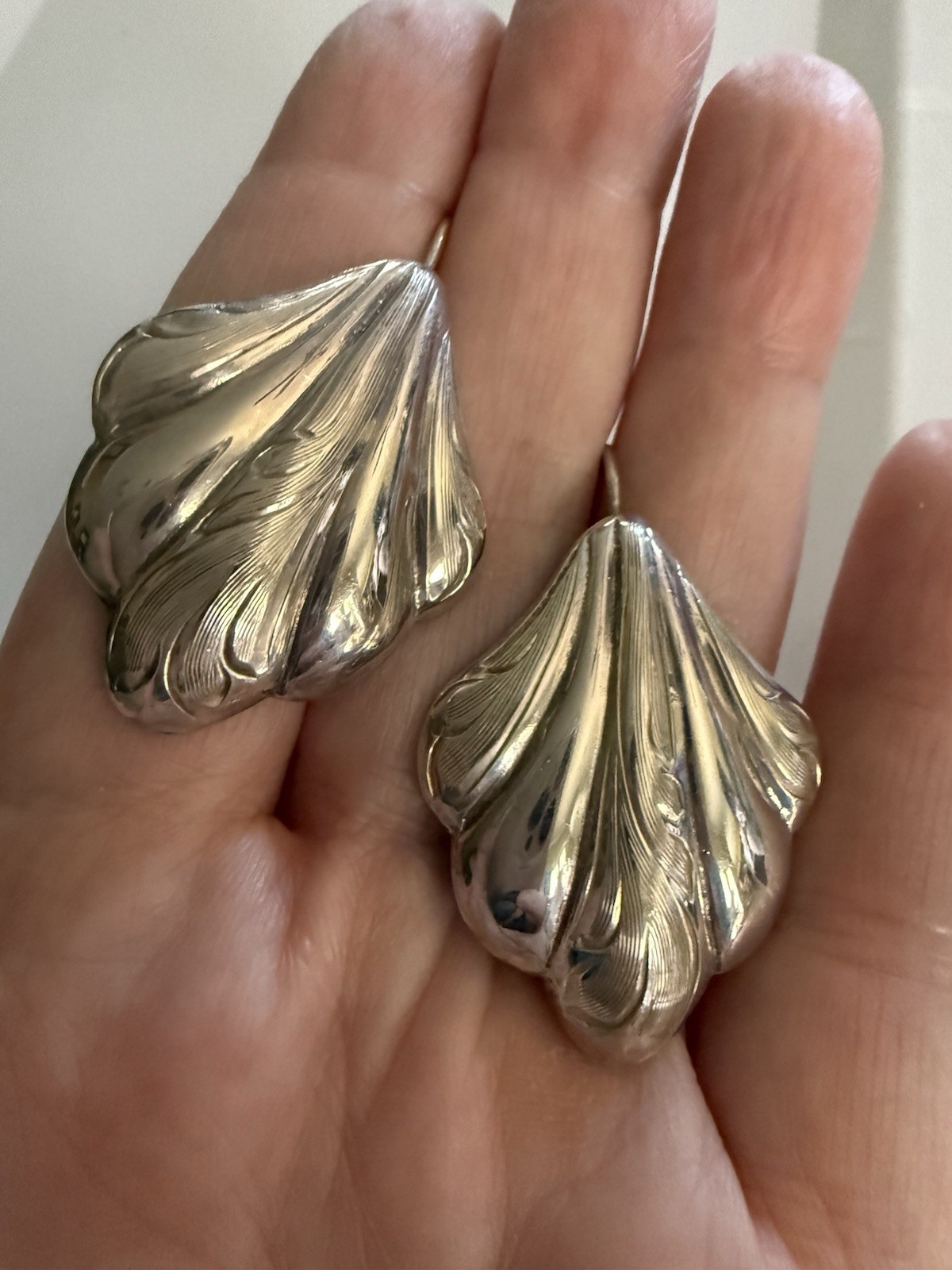 Vintage VOGT Mexico Scalloped Etched Design Sterling Silver Hook Earrings 13g