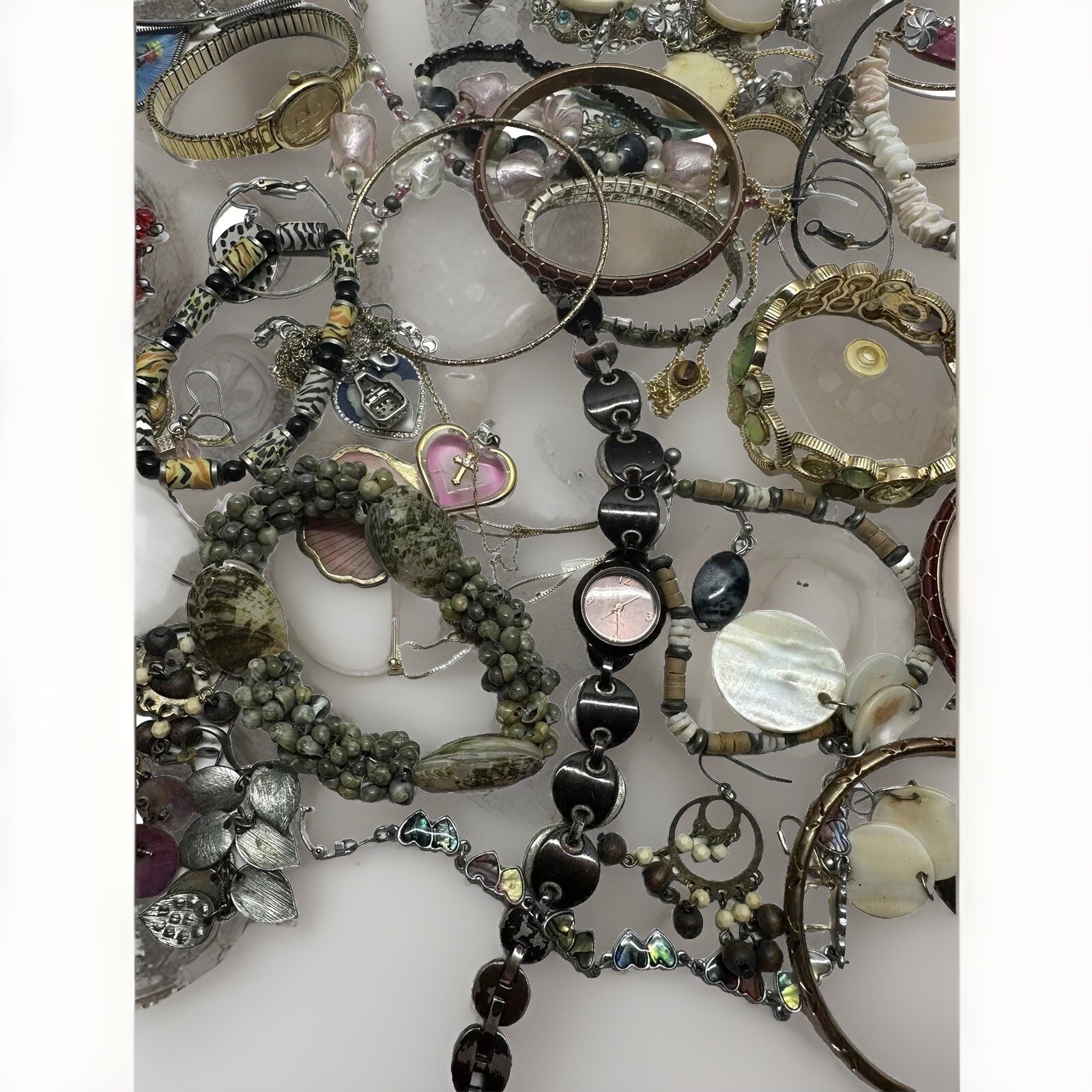 Costume/ Junk Jewelry, Scrap Lot, Approximately 2 Pounds. Can send addl pics.