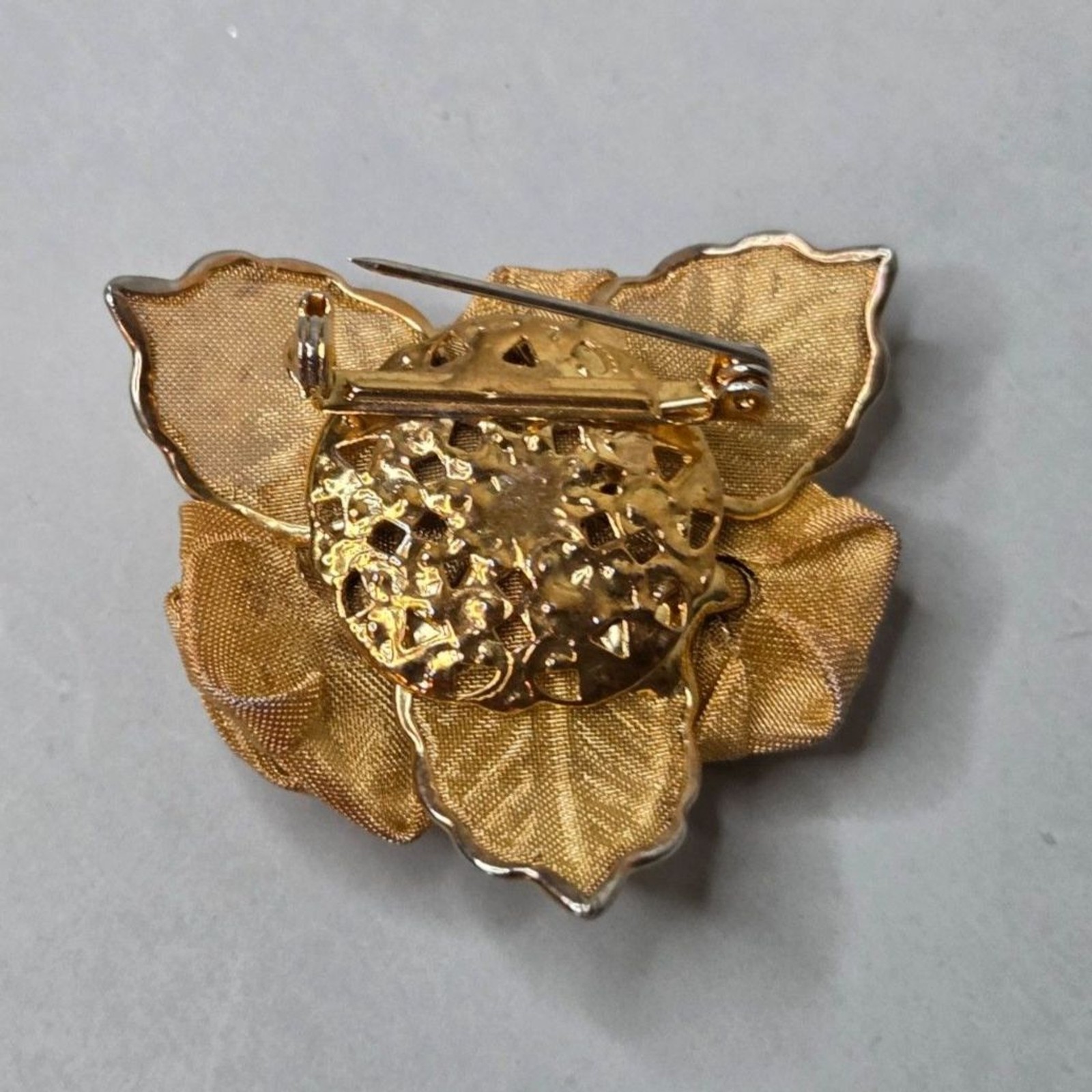 Vintage Mesh Tripe Rose Brooch